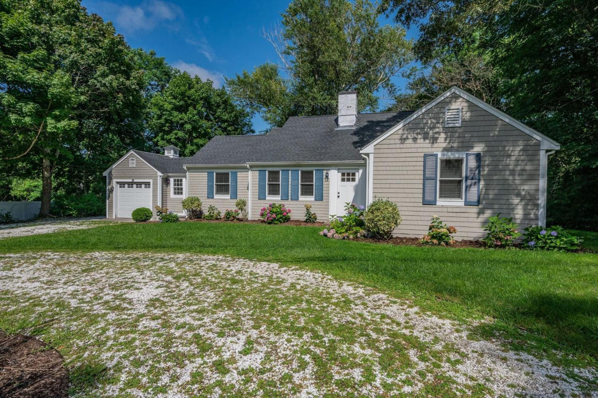 38 Greenwood Avenue Hyannis - Cape Fun