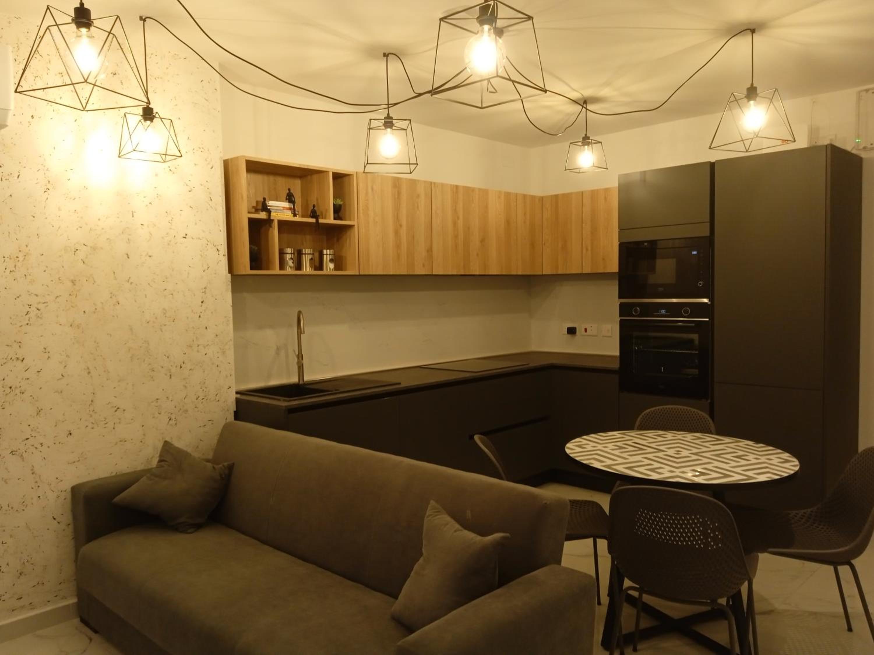 Designer finished apartment close to the beach photo 2