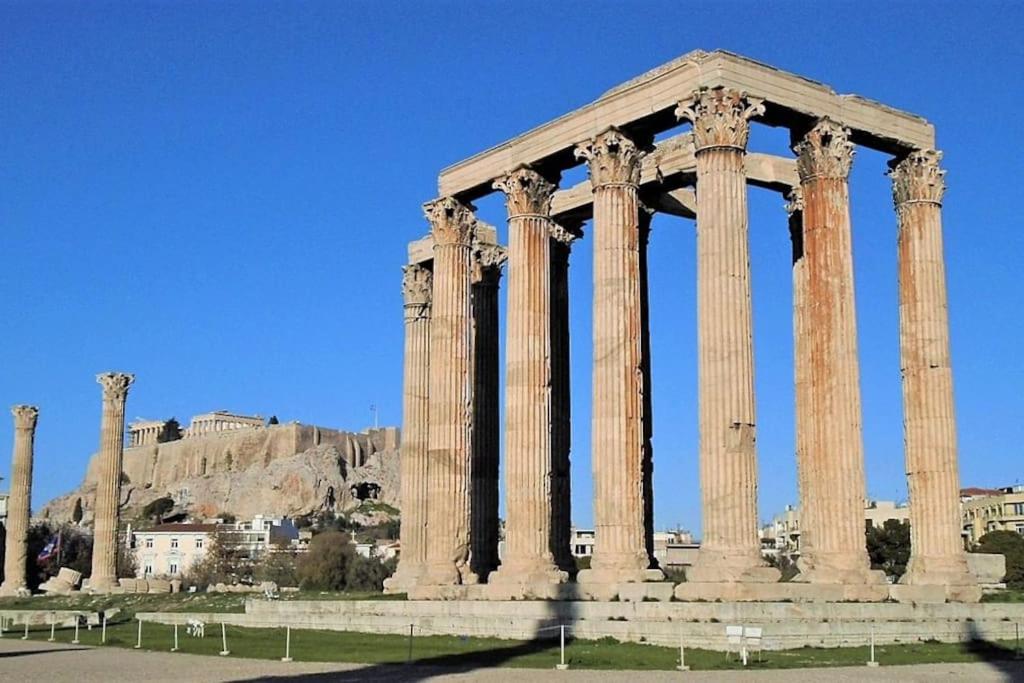 3 minutes walk to Acropolis, Stylish Apartment