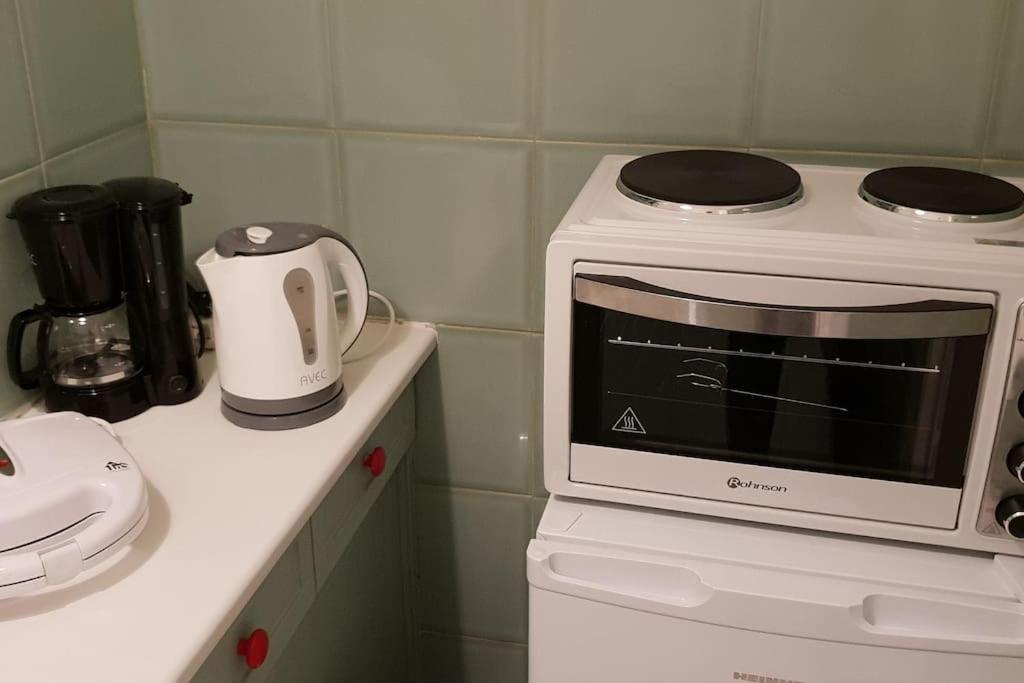 3 minutes walk to Acropolis, Stylish Apartment