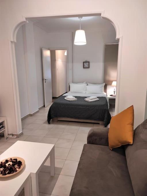 3 minutes walk to Acropolis, Stylish Apartment