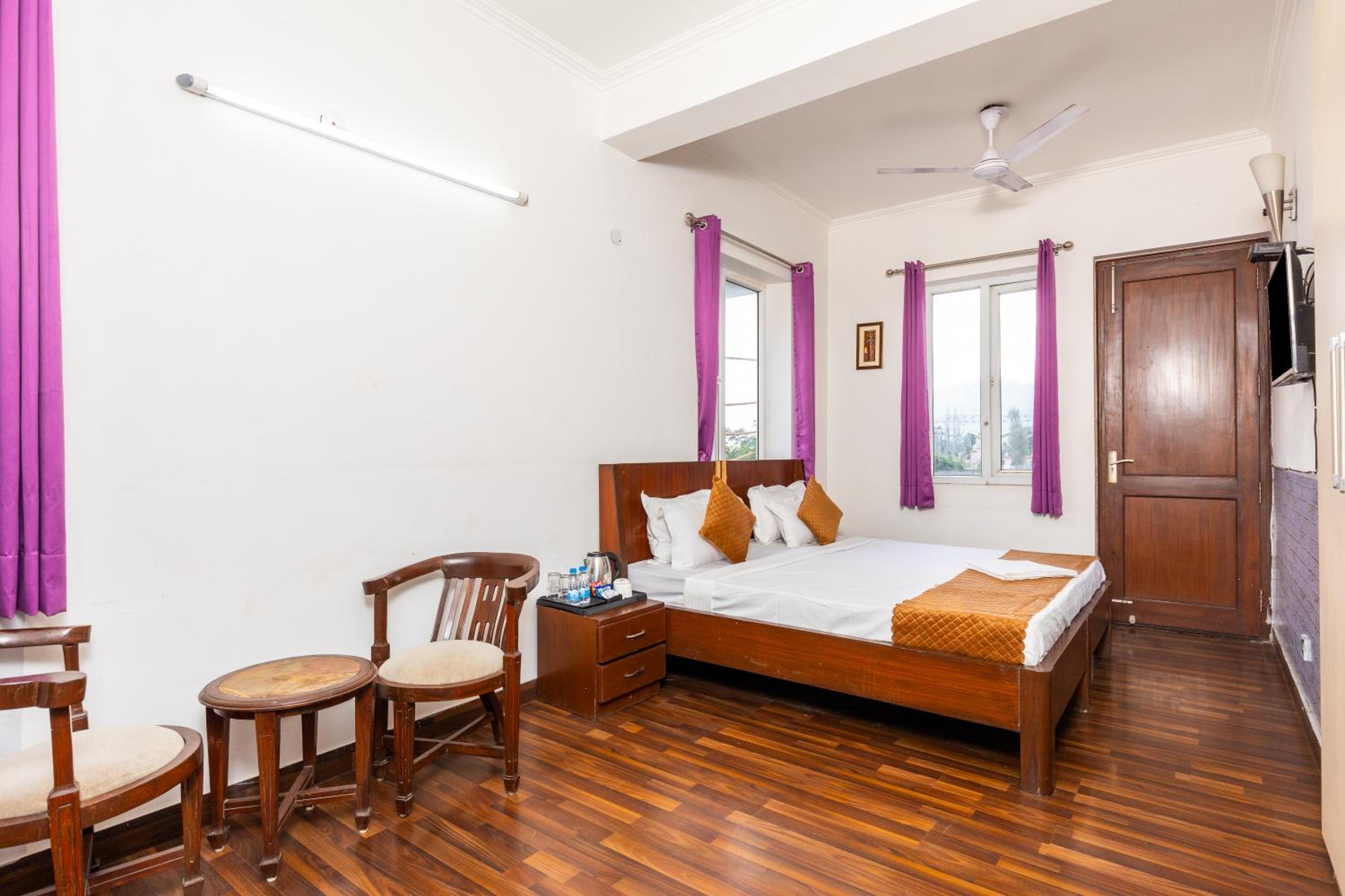 Kainchi Darshan Premium Home Stay Bhimtal view 2