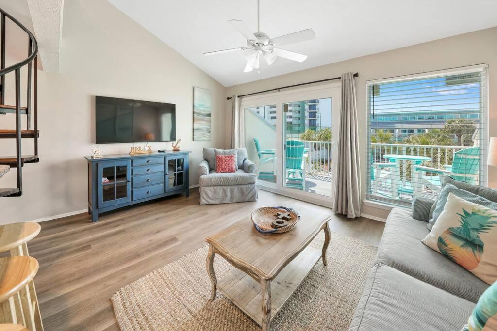 Cozy Condo with Private Beach Access and Balcony Overlooking the Heated Pool view 3