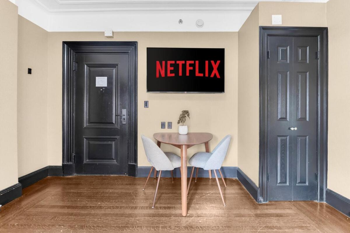 Highly Desired Times Square Apartment with GYM