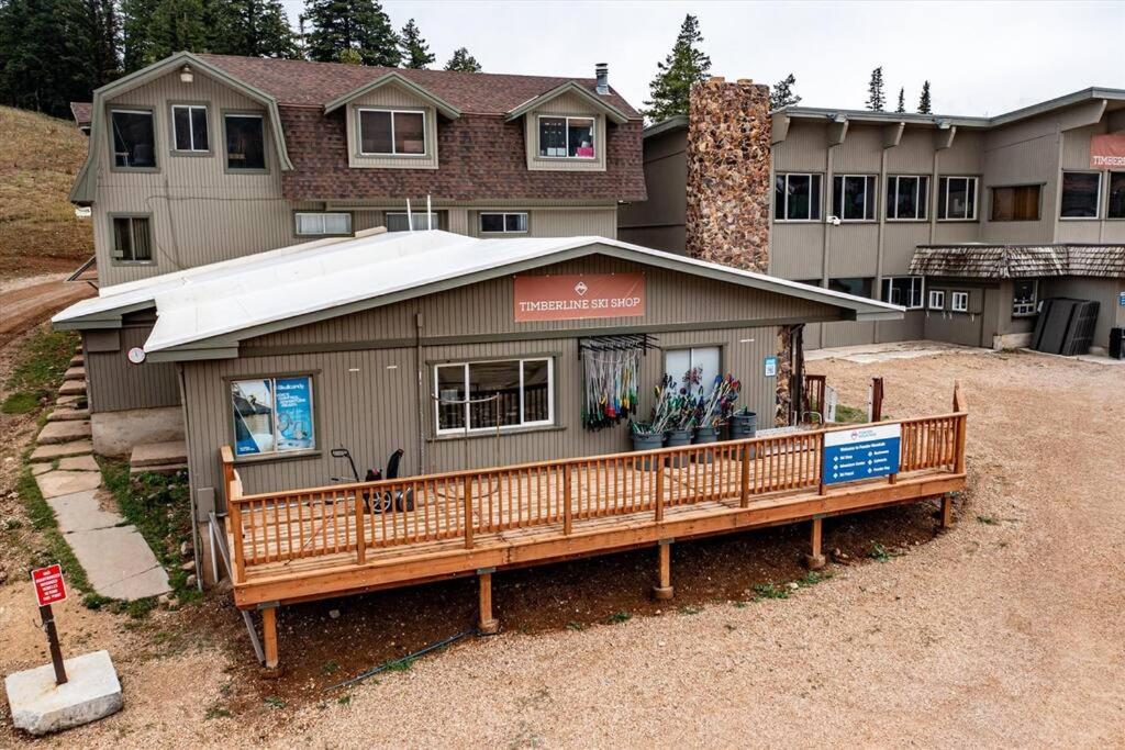 Moose Mountain Chalet