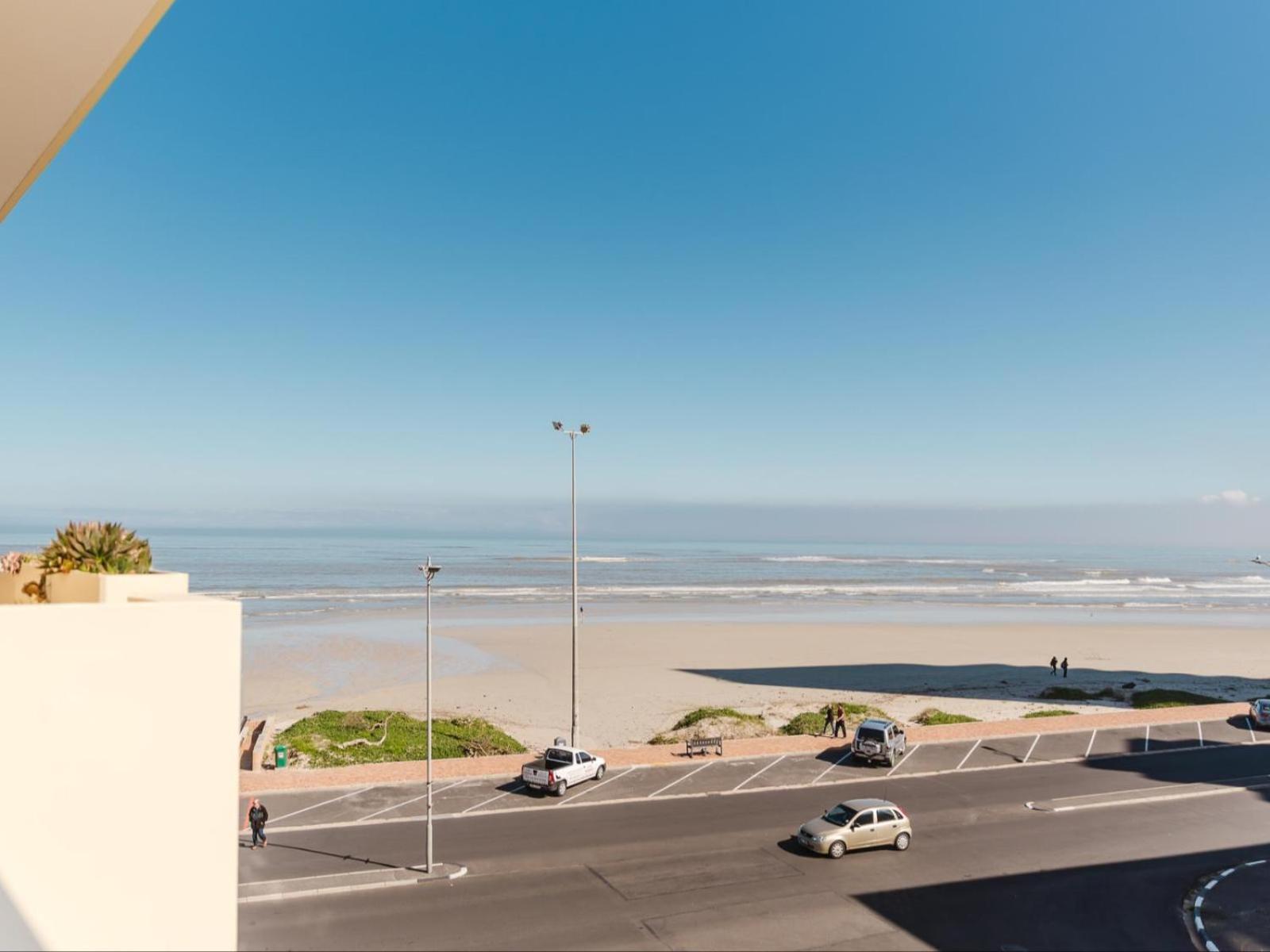 Romilly 32 Beachfront view 4
