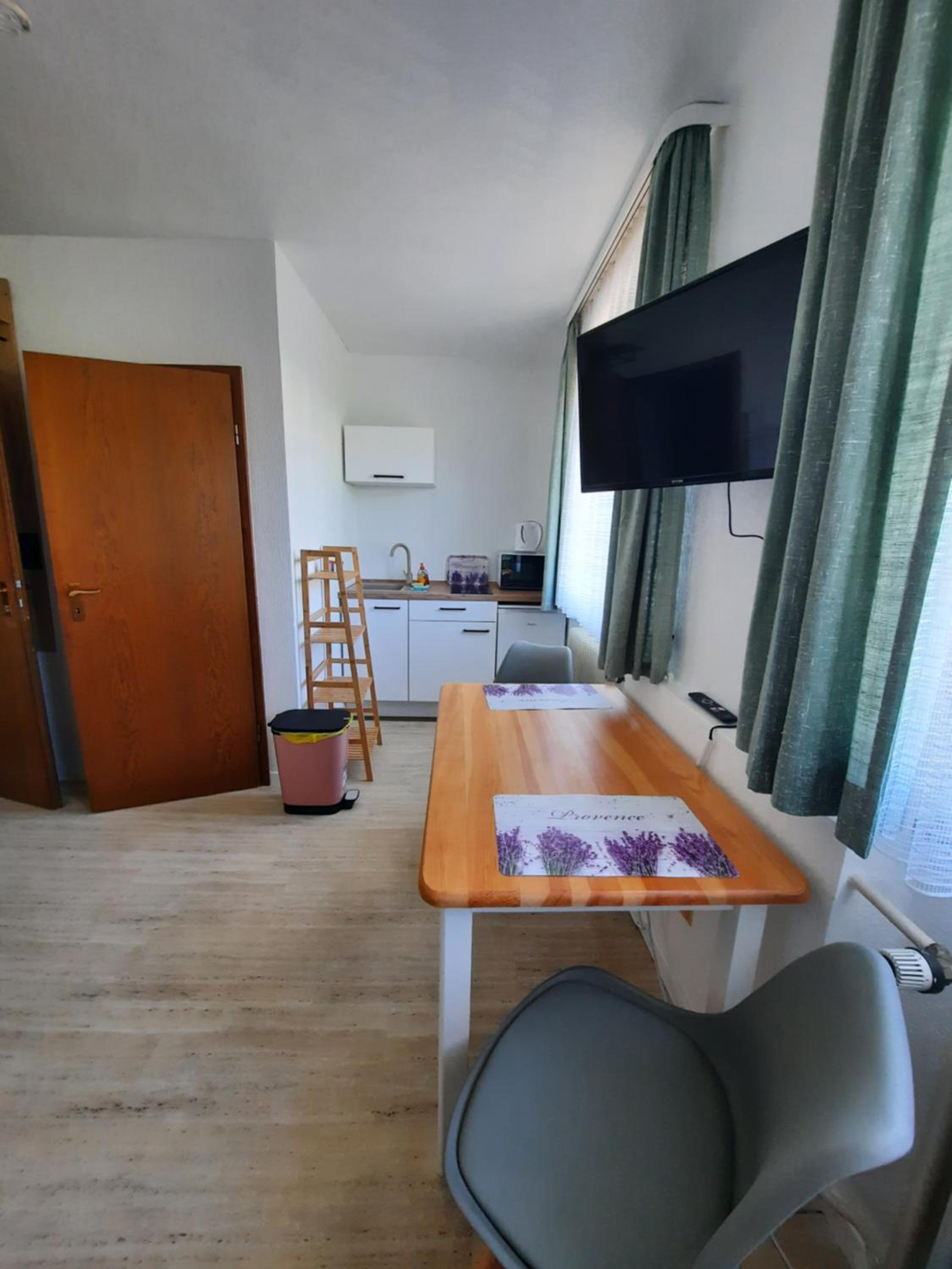Monteurwohnung - Handwerkerwohnung Jesse Bad König
