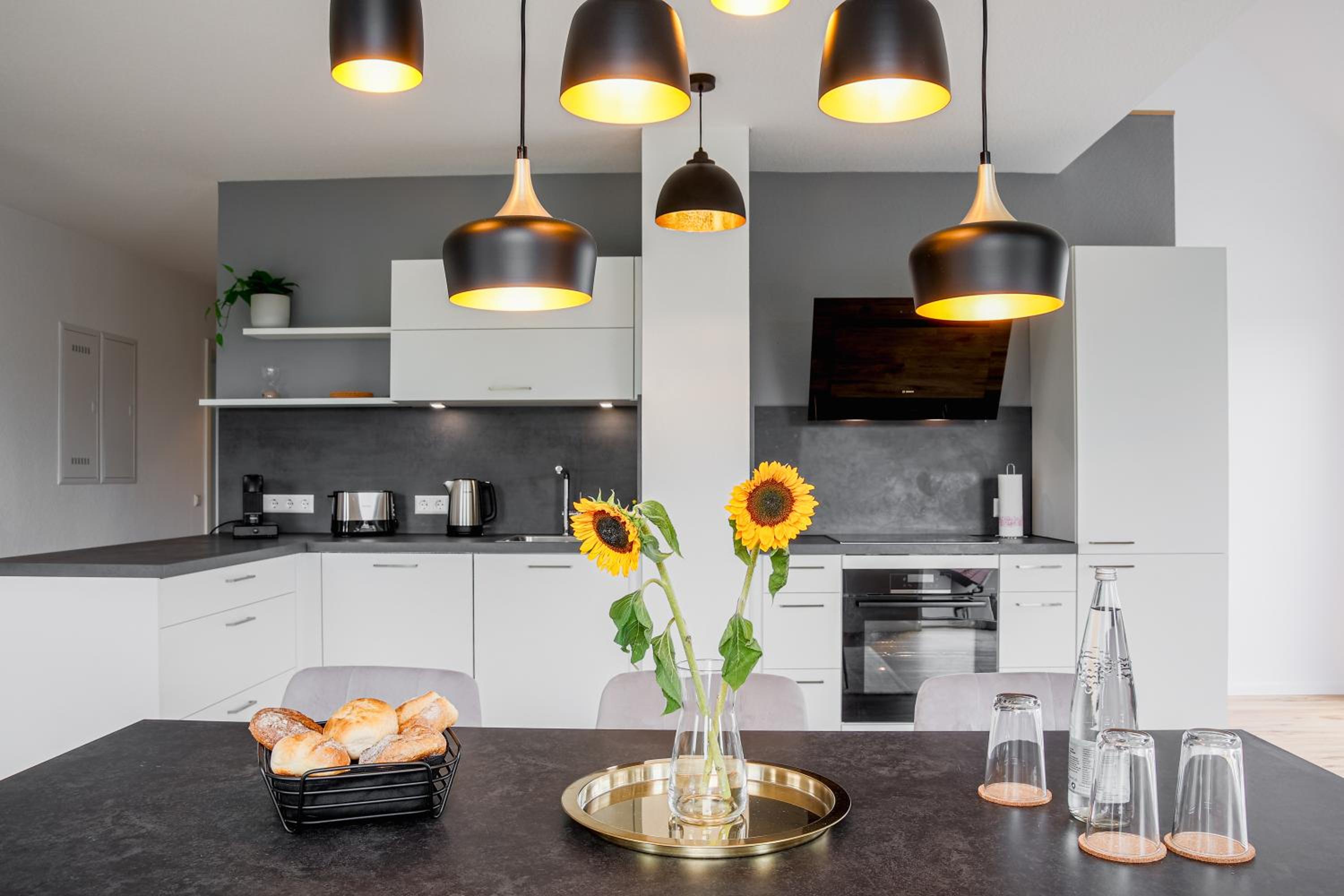 FEEL GOOD HOMES, Modern Design, Ruhig, Zentral, große Terrasse