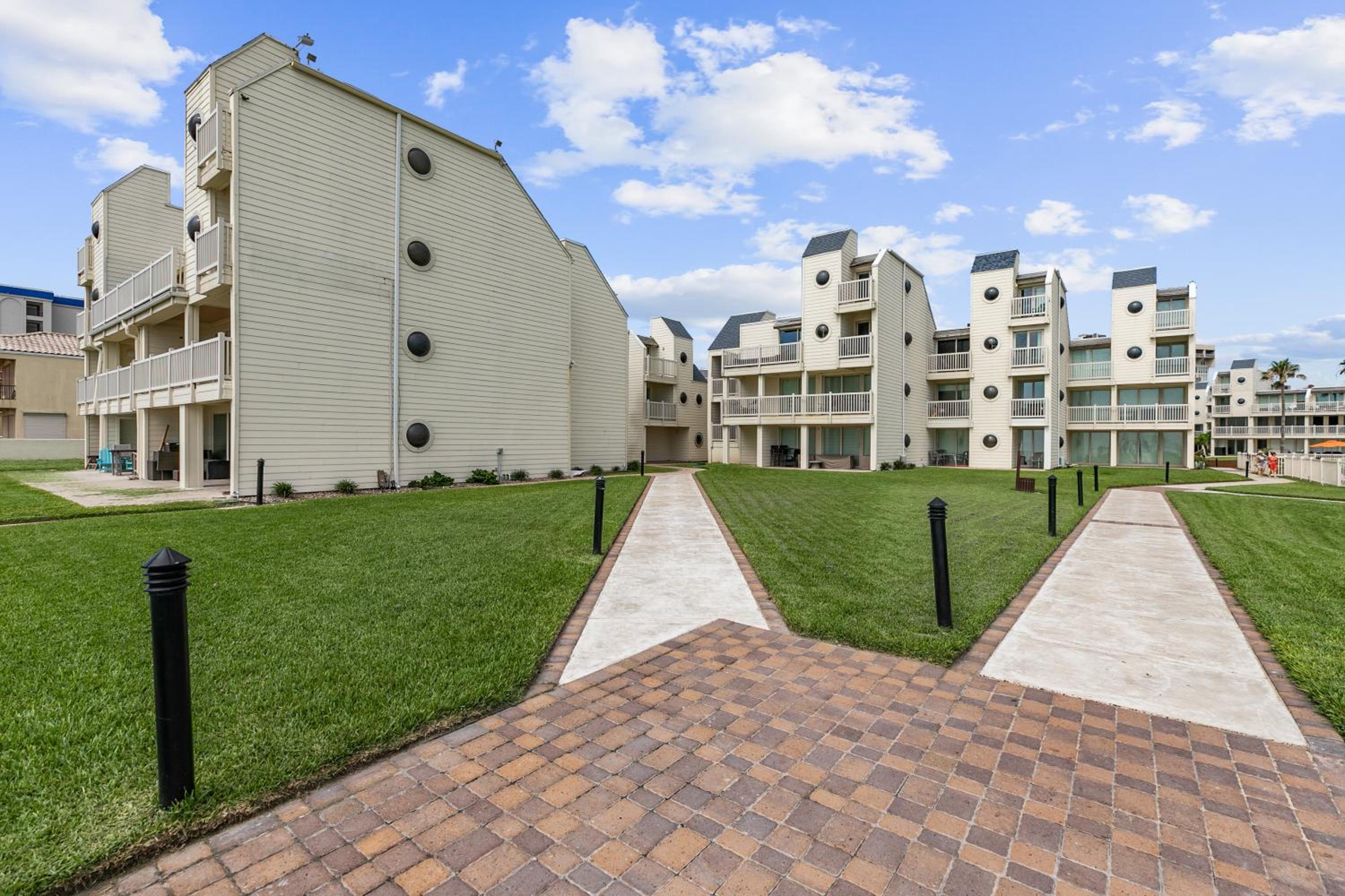 Hotel Bahia Mar Beachfront Condo With Stunning Pool And Ocean View!