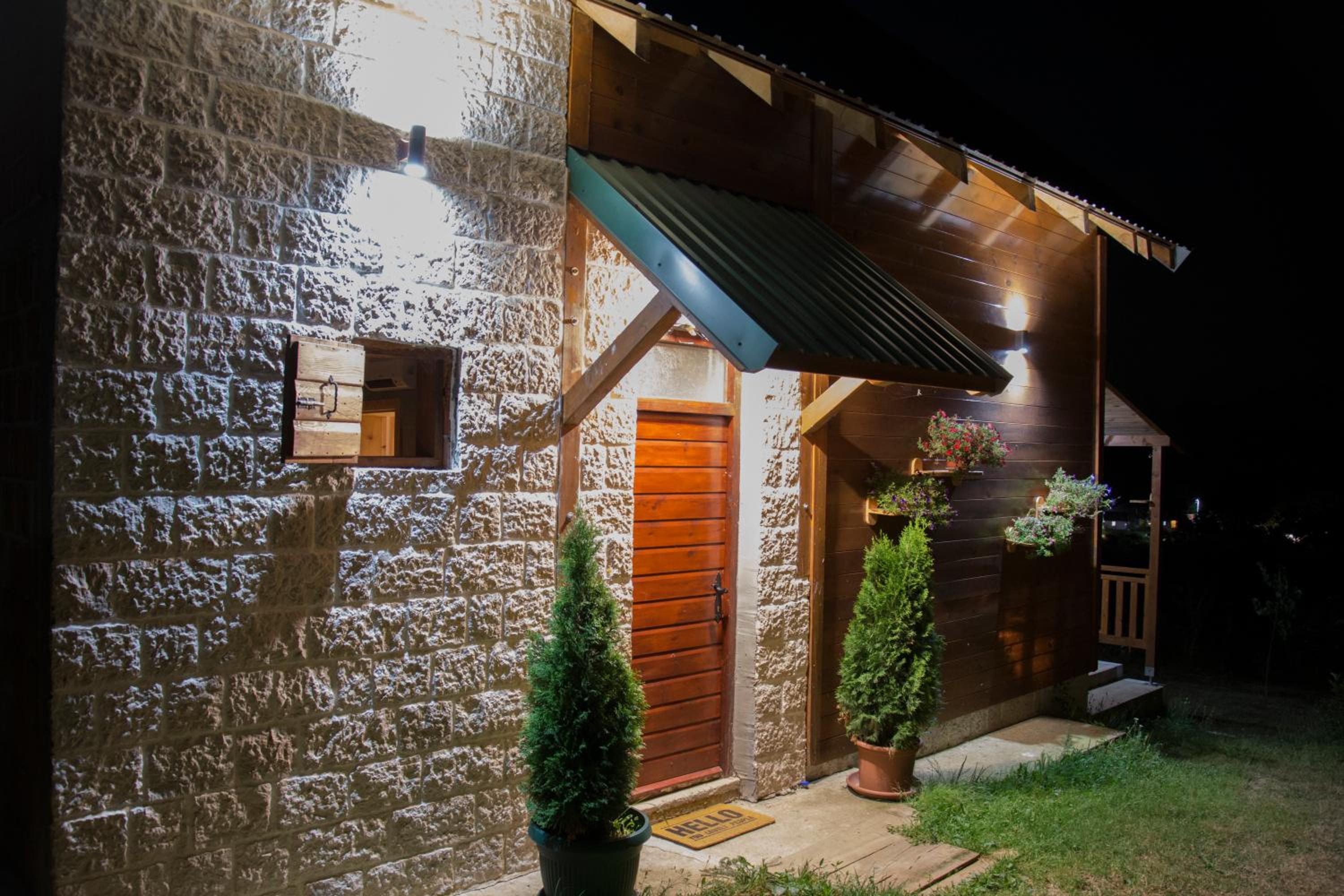 Top Hill Lodge