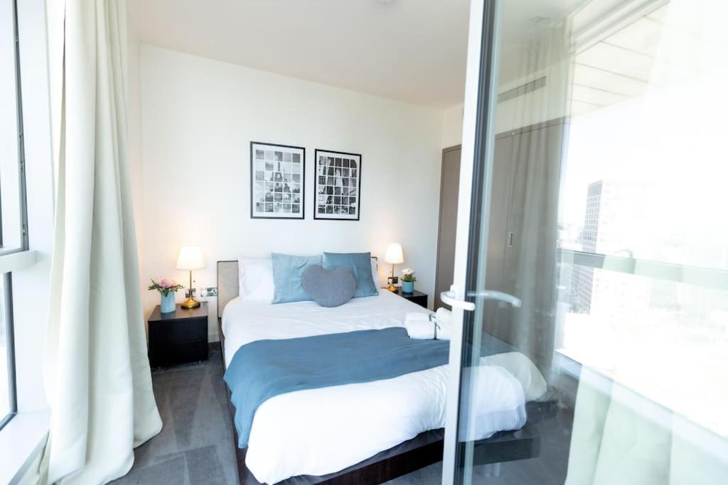 Luxury 1Bed flat with river view in Canary Wharf