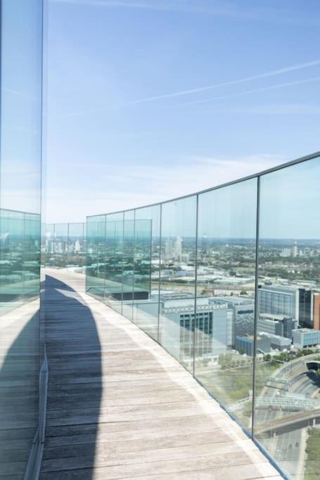 Luxury 1Bed flat with river view in Canary Wharf