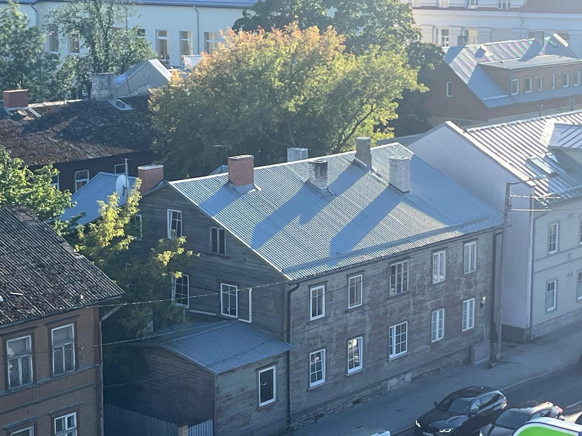 Ally simple Cozy Studio Juhkentali 42 Tallinn near city centre airport next to bus station view 4