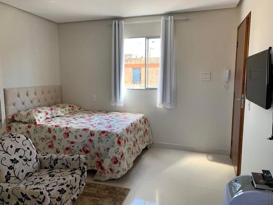 kitnet208 No centro,c linda vista , tv smart e ar