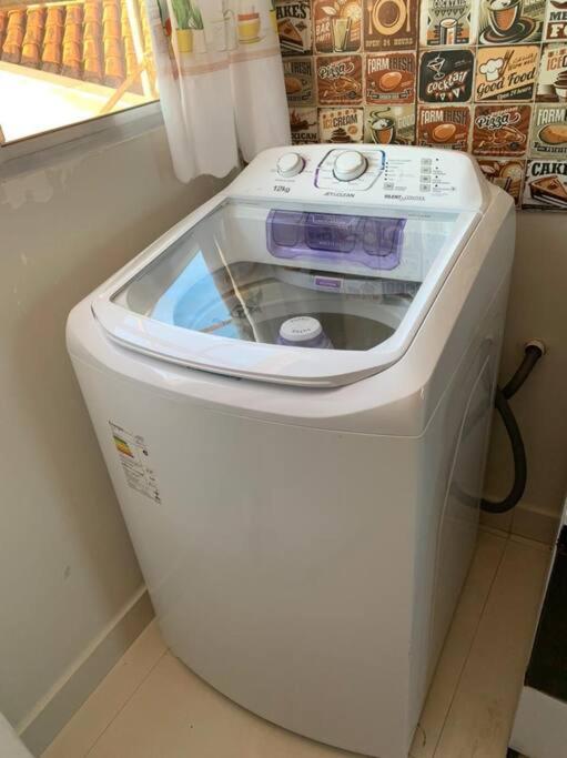 kitnet208 No centro,c linda vista , tv smart e ar