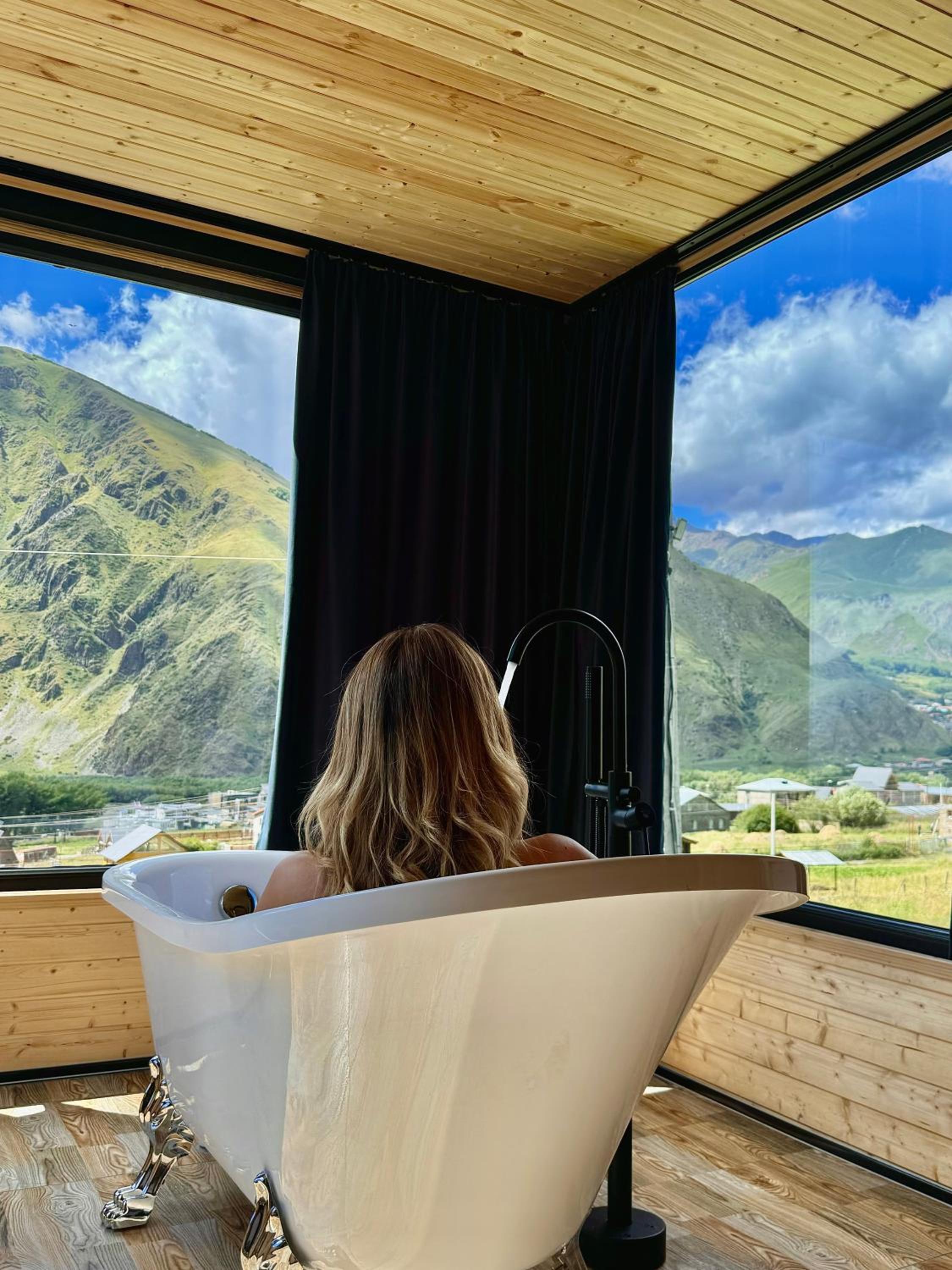 Kazbegi Inn Cottages