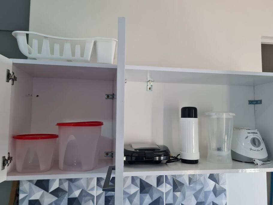 Kitnet404 central, com tv smart,linda vista para janela