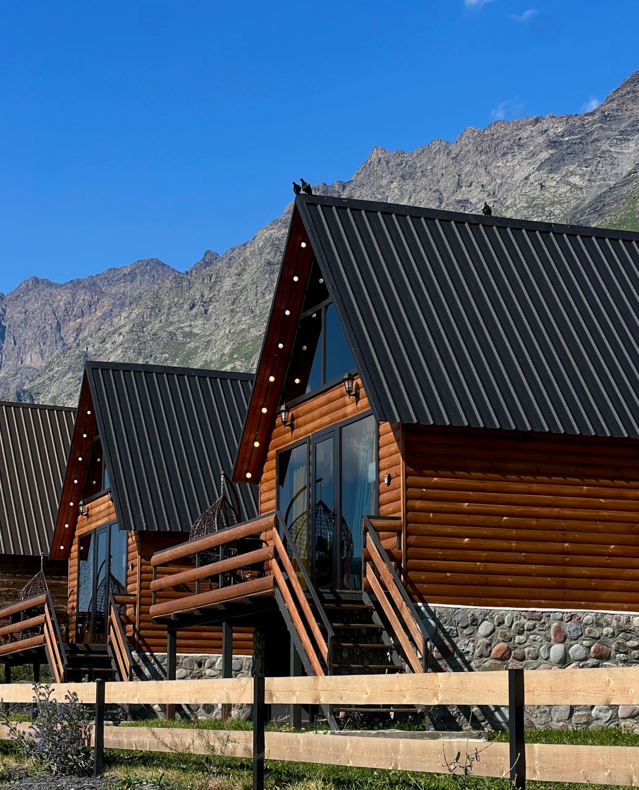 Kazbegi Inn Cottages