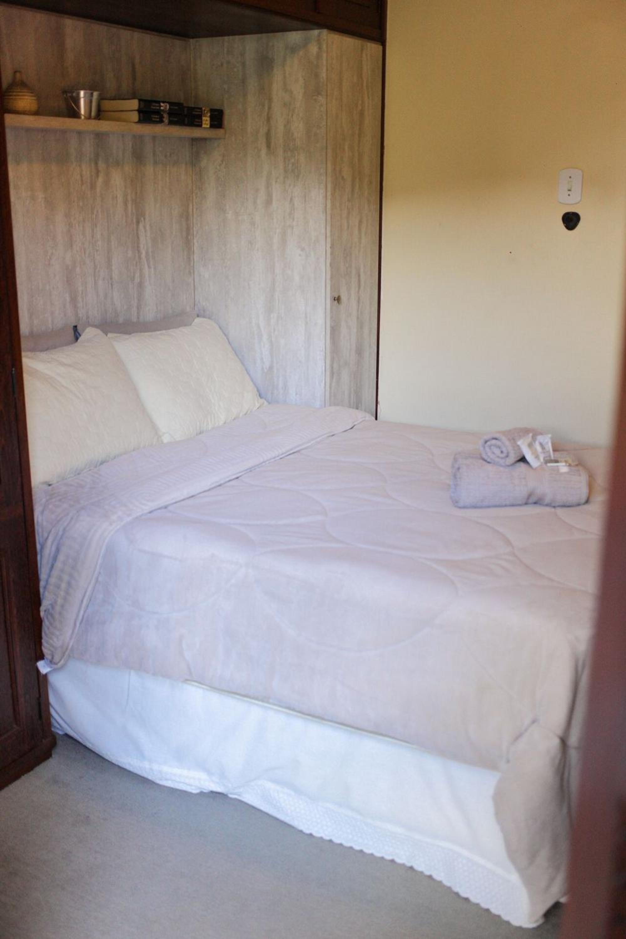 Casa com Piscina e Área Gourmet em Mury