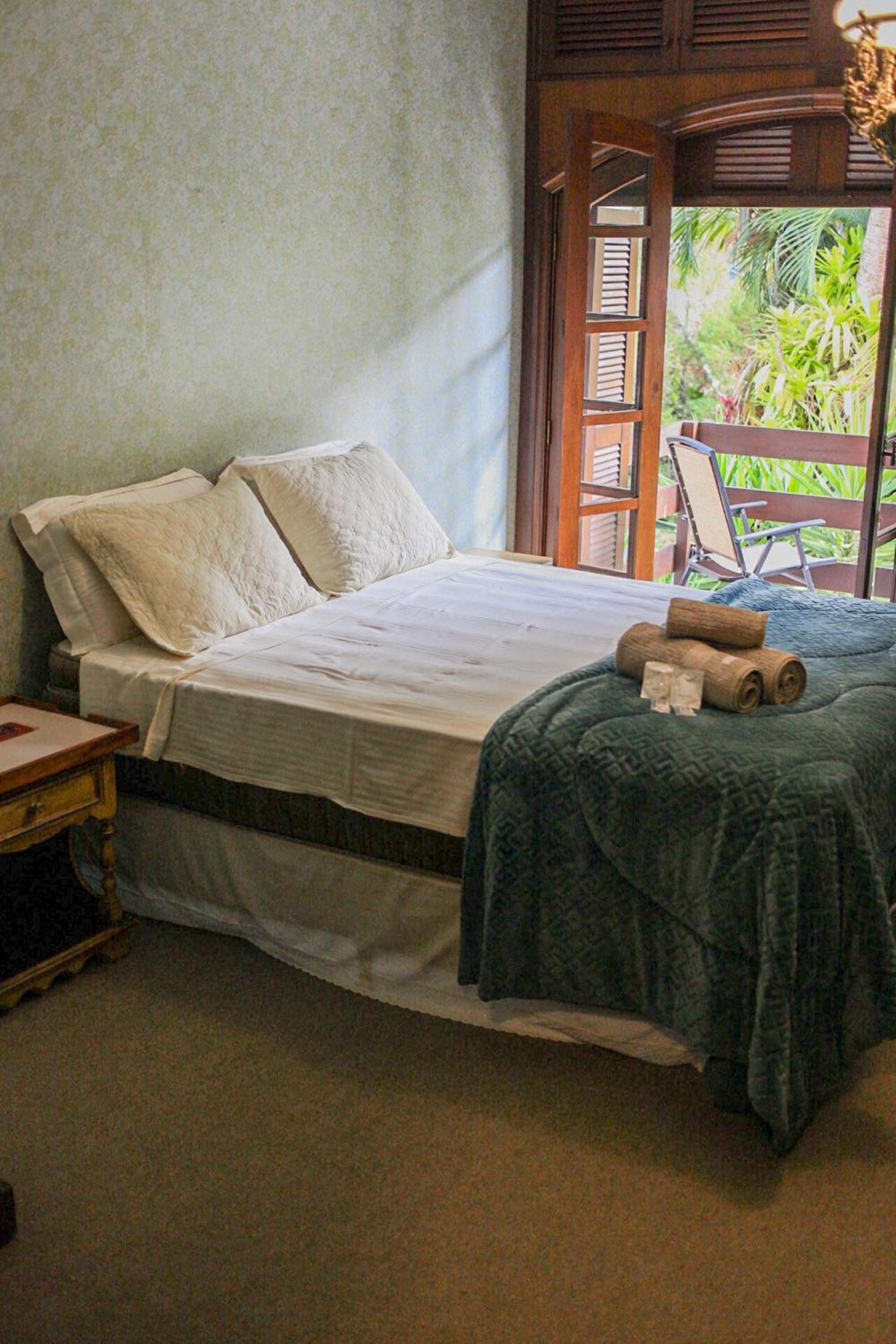 Casa com Piscina e Área Gourmet em Mury
