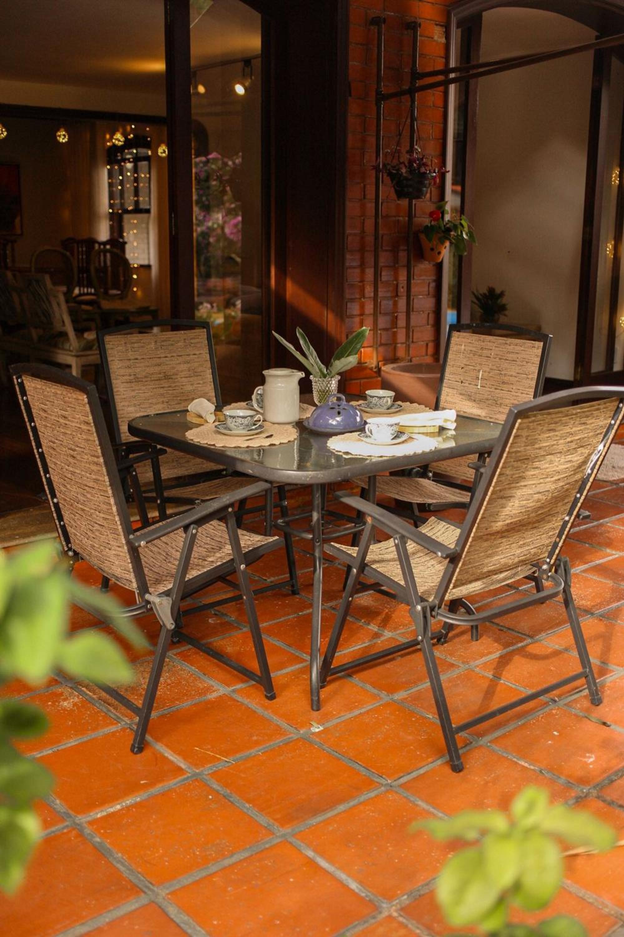 Casa com Piscina e Área Gourmet em Mury