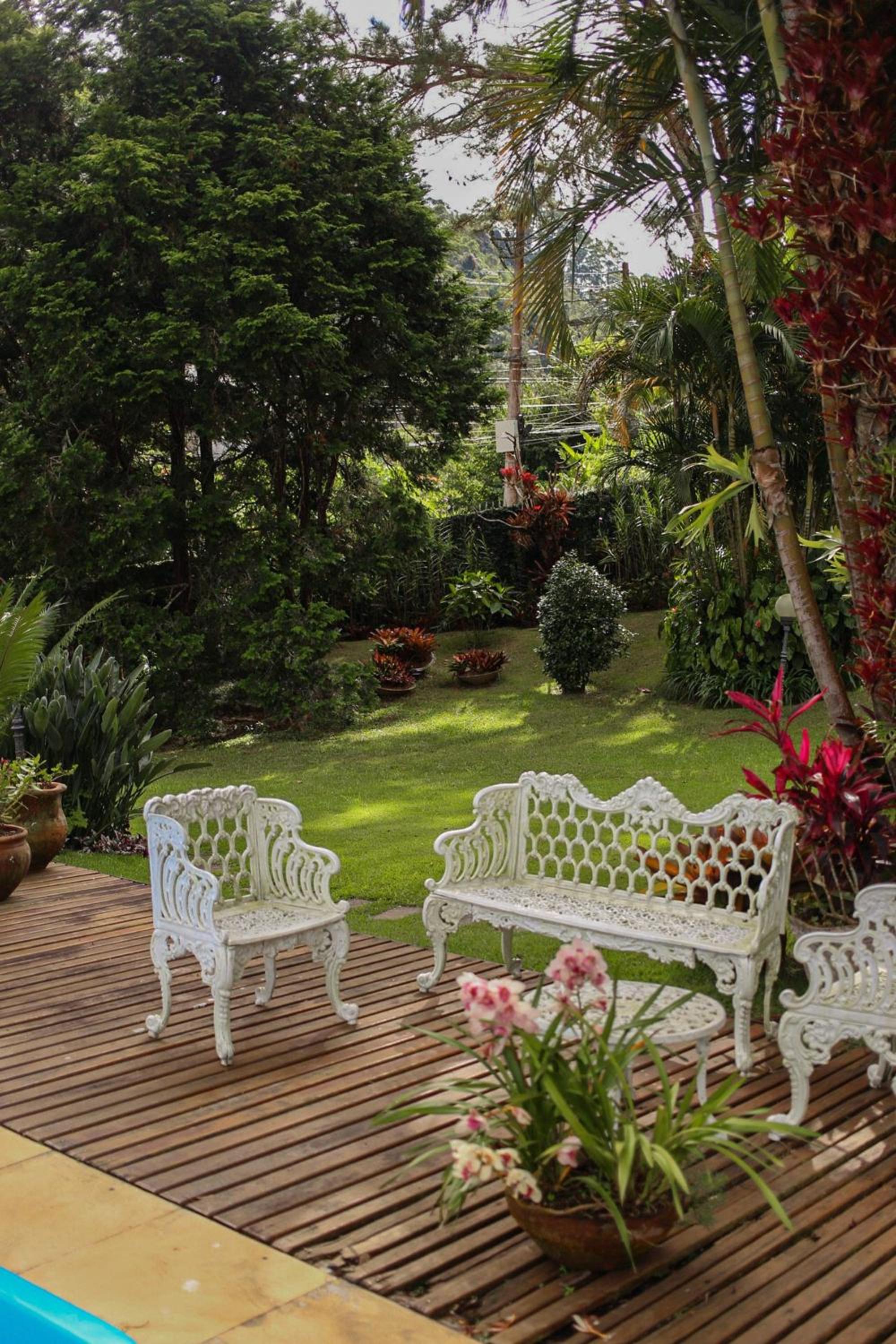 Casa com Piscina e Área Gourmet em Mury