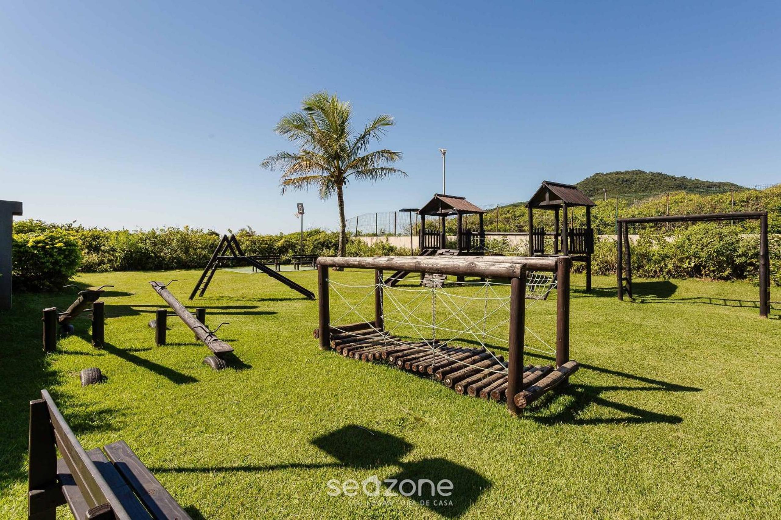 Apto Pé na Areia em Condomínio Completo RIT206
