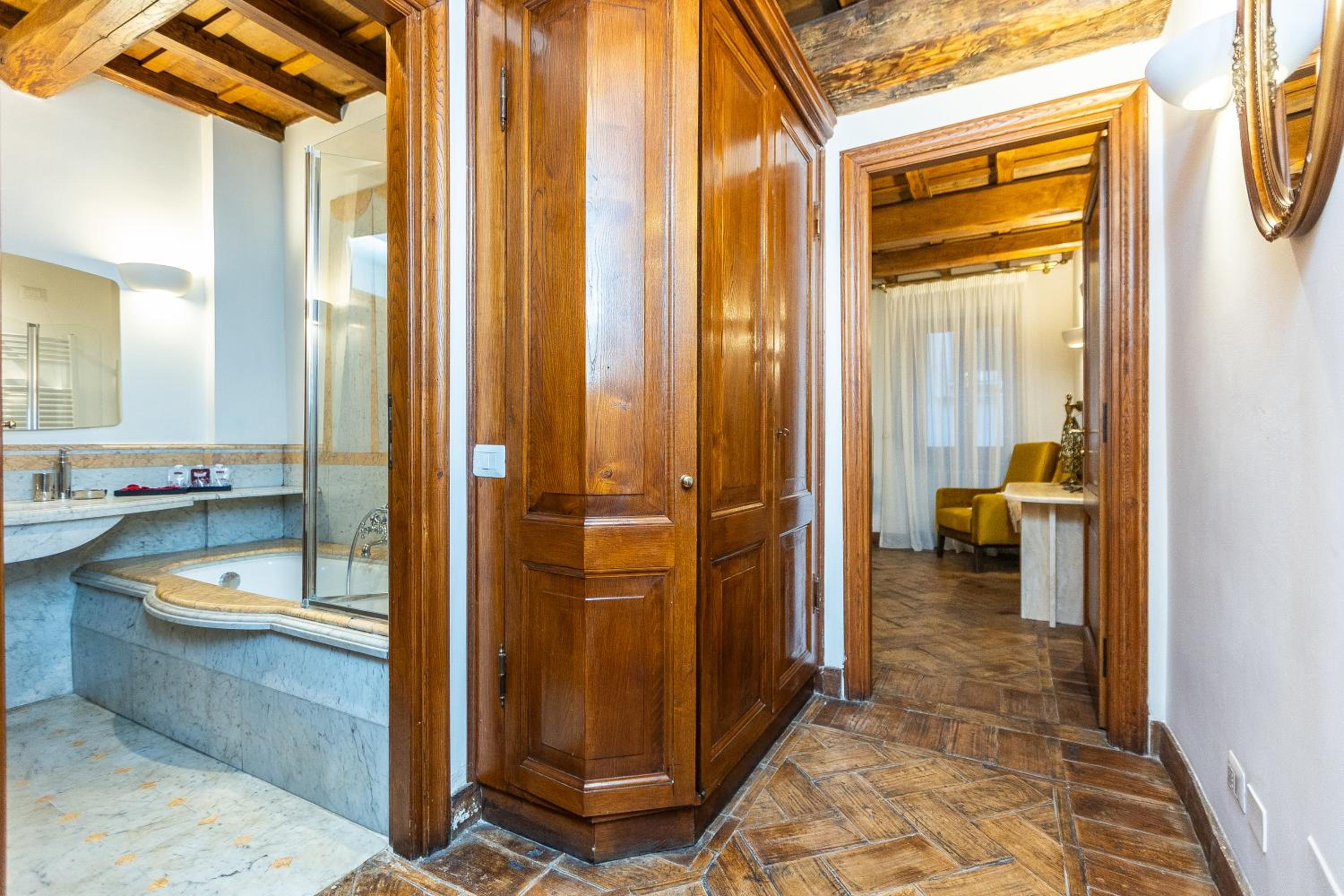 TimeRoma Suites