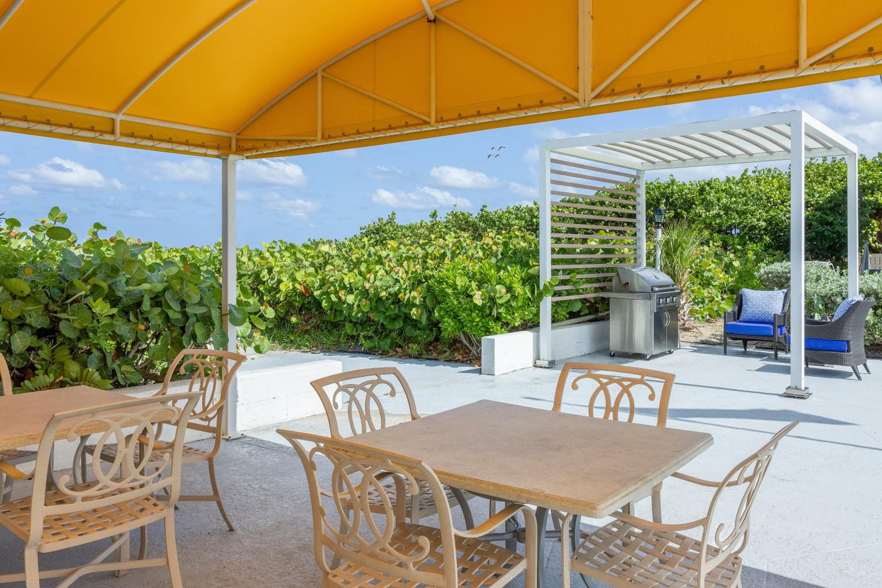 West Palm Beach Vacations - Delray Breakers on the Ocean - Property Image 5