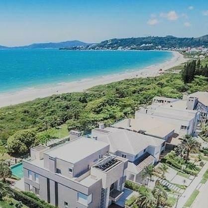 Apartamento novo de 02 suítes em Jurerê