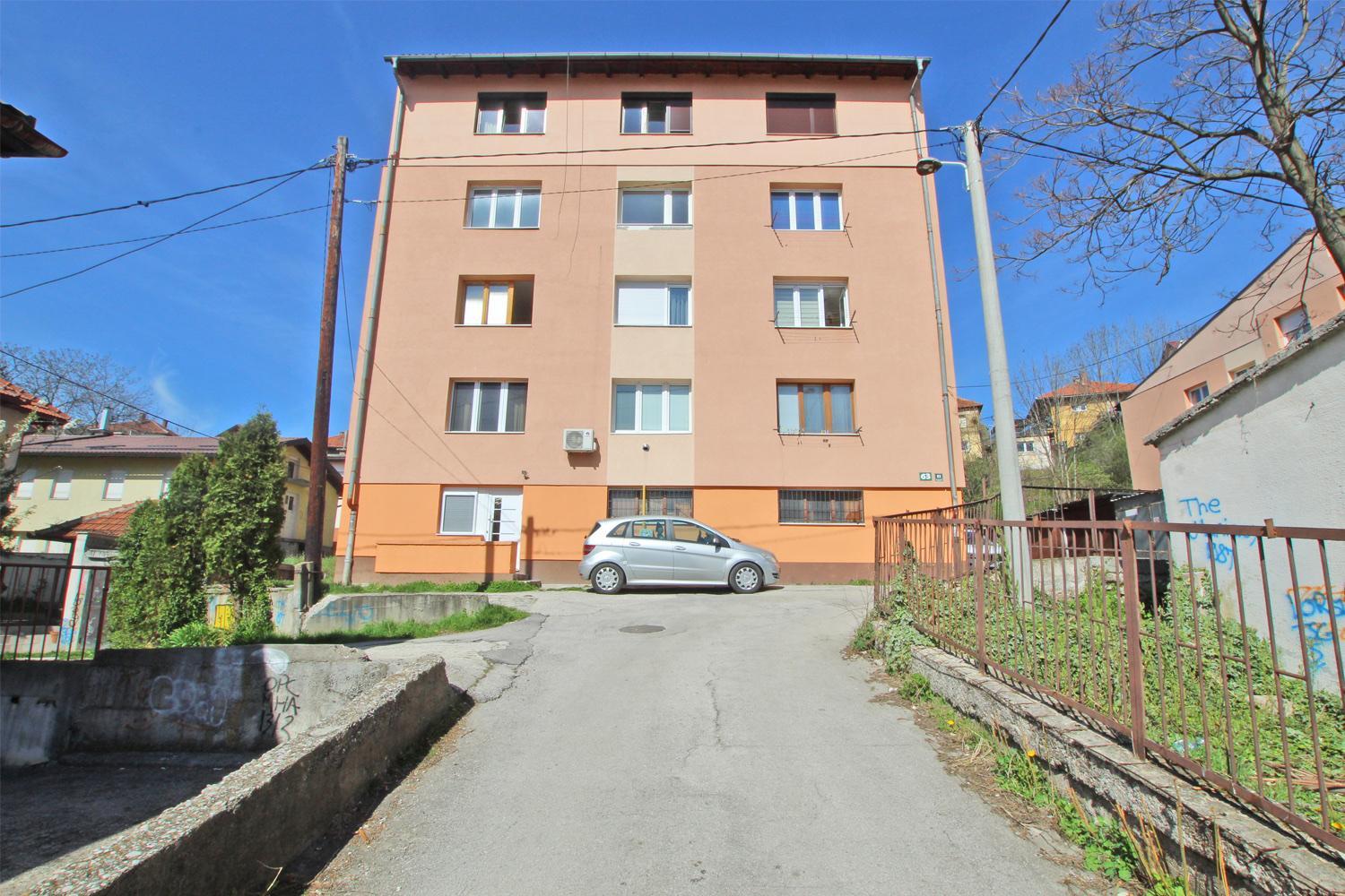 Baščaršija Spot - Private Garage