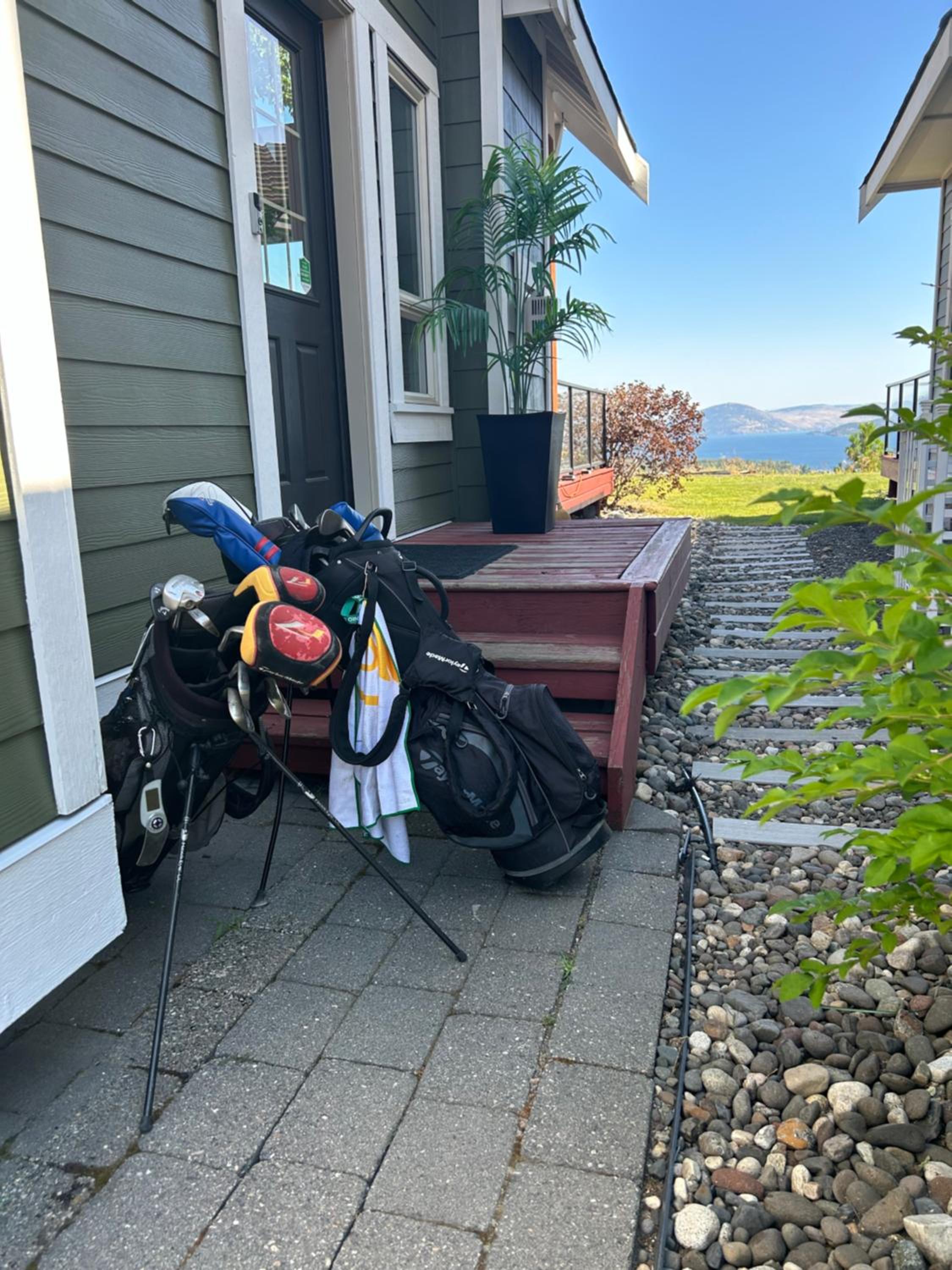 Kelowna Vacations - Exceptional Cozy Cottage with Incredible View! - Property Image 18