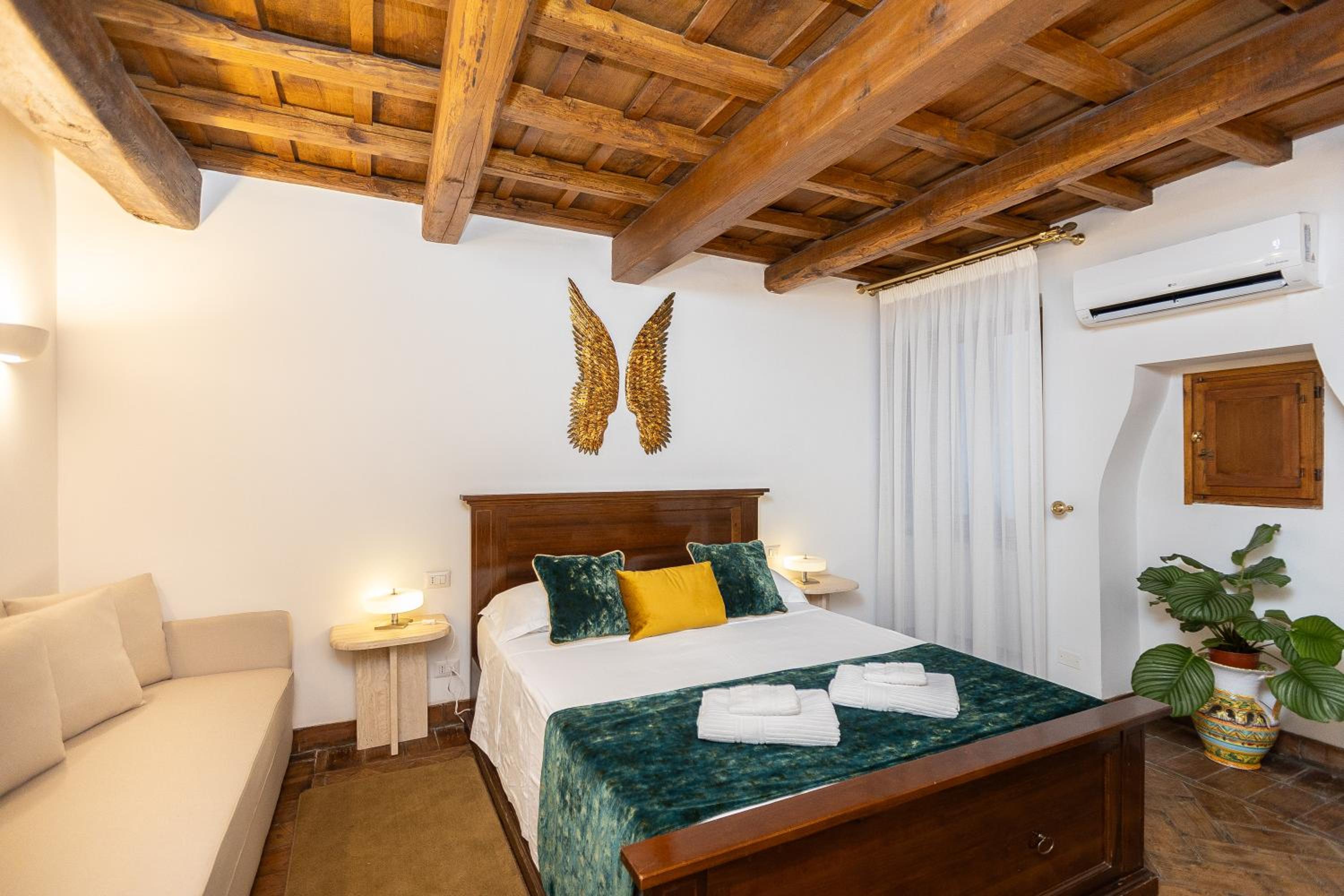 TimeRoma Suites