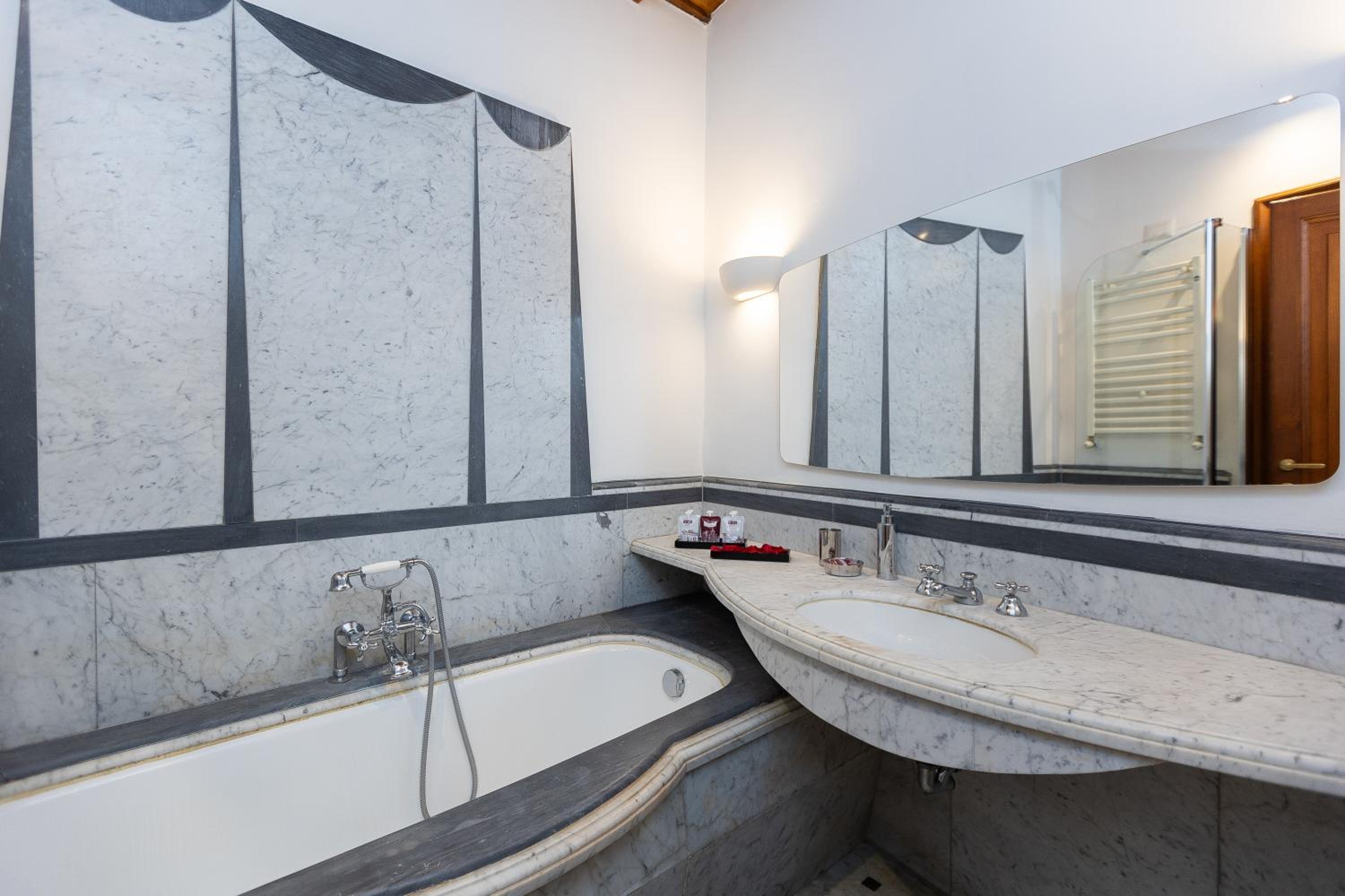 TimeRoma Suites