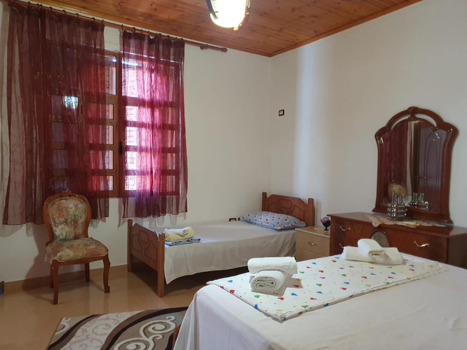 Sara Guesthouse