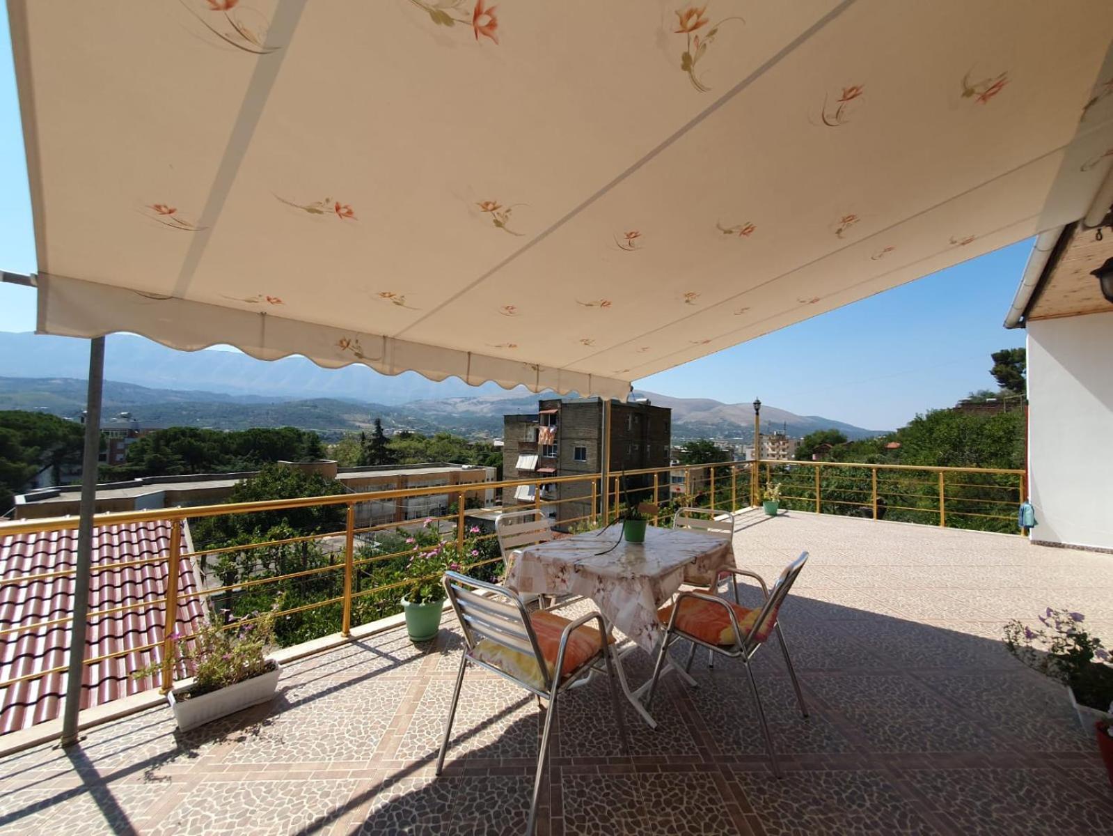 Sara Guesthouse