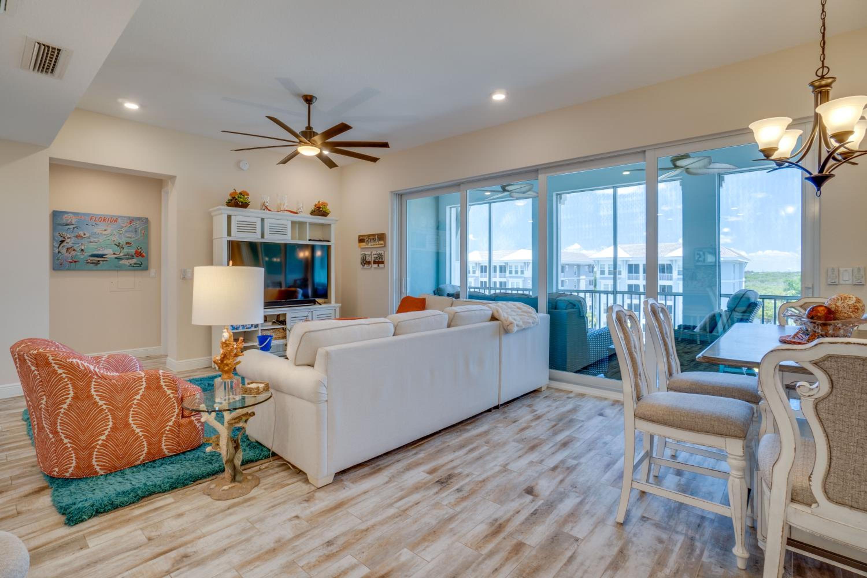 Penthouse in Paradise! Sunrise views in Margaritaville, 2 miles to beaches & AMI! view 5