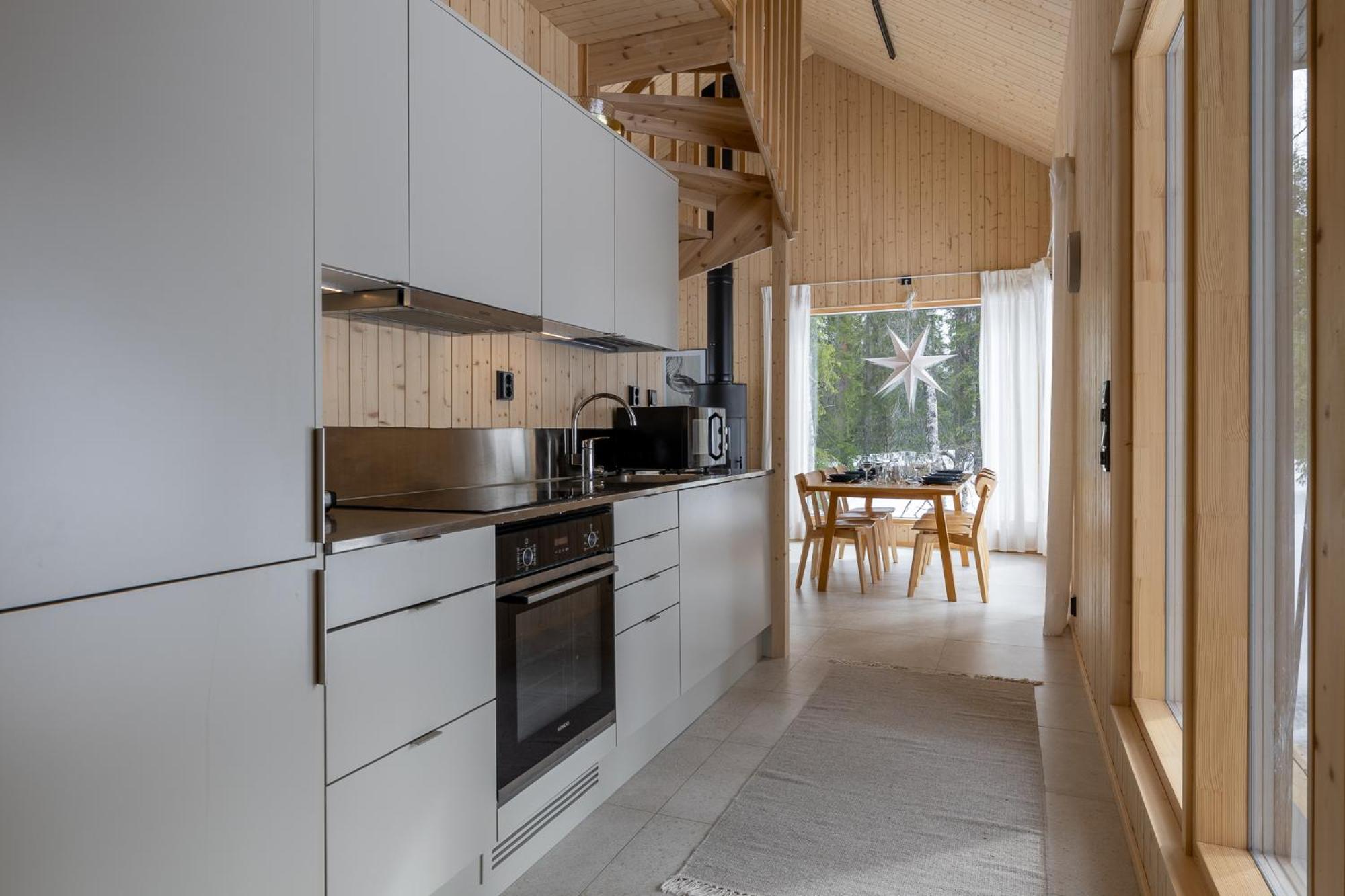 Villa Kuusi by HiYlläs