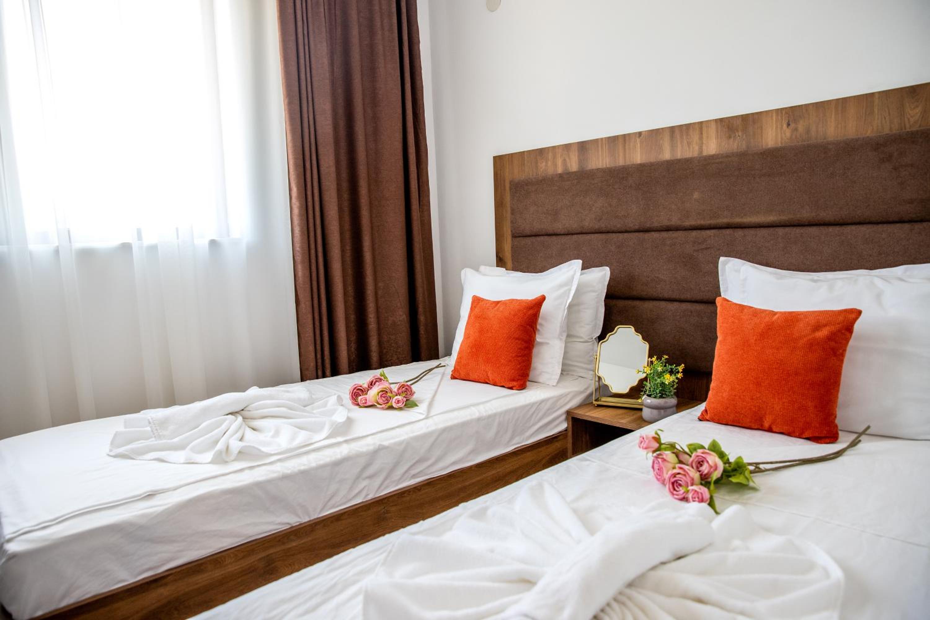 Spacious Two-Bedroom Apartment Sea View Near Beach