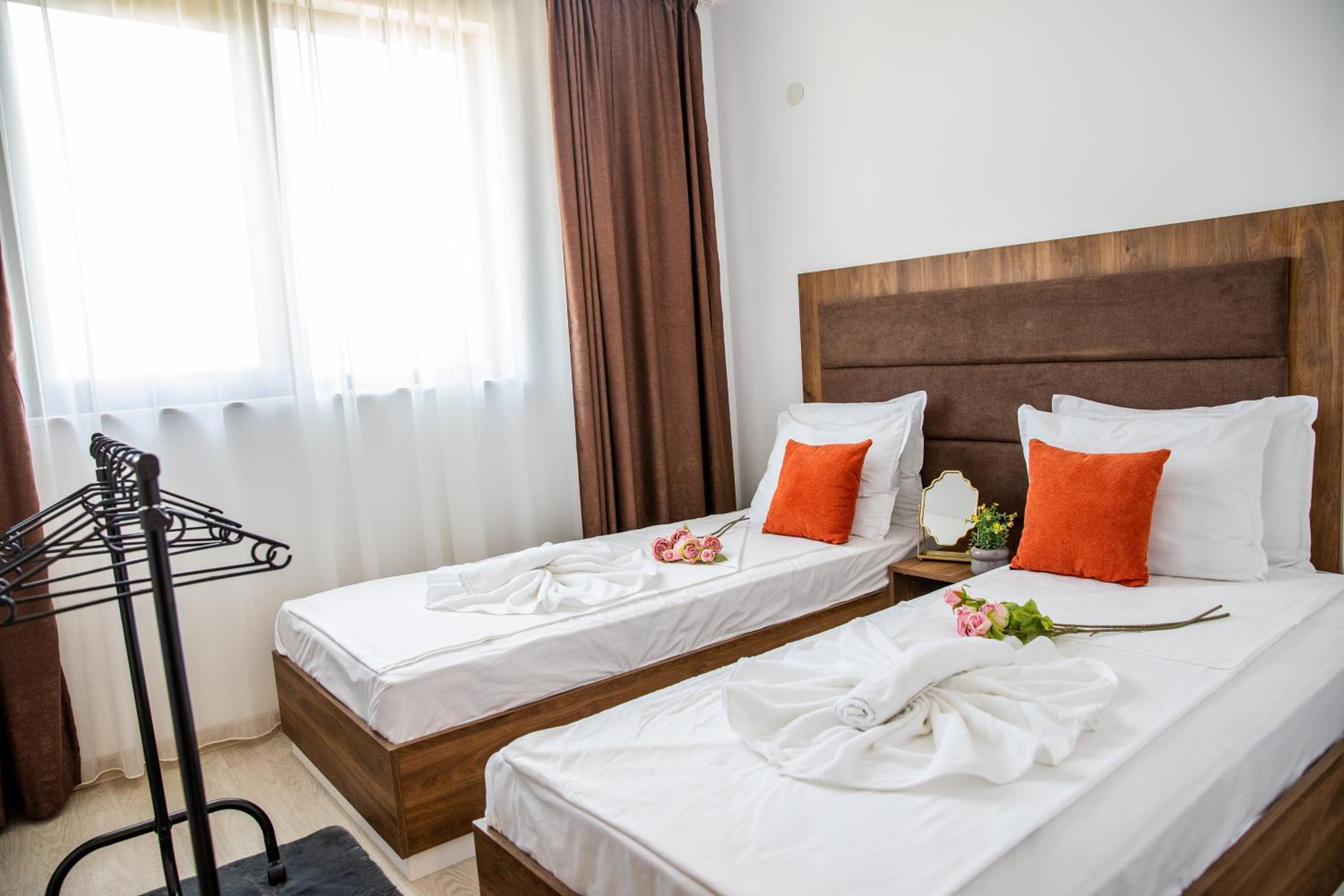 Spacious Two-Bedroom Apartment Sea View Near Beach