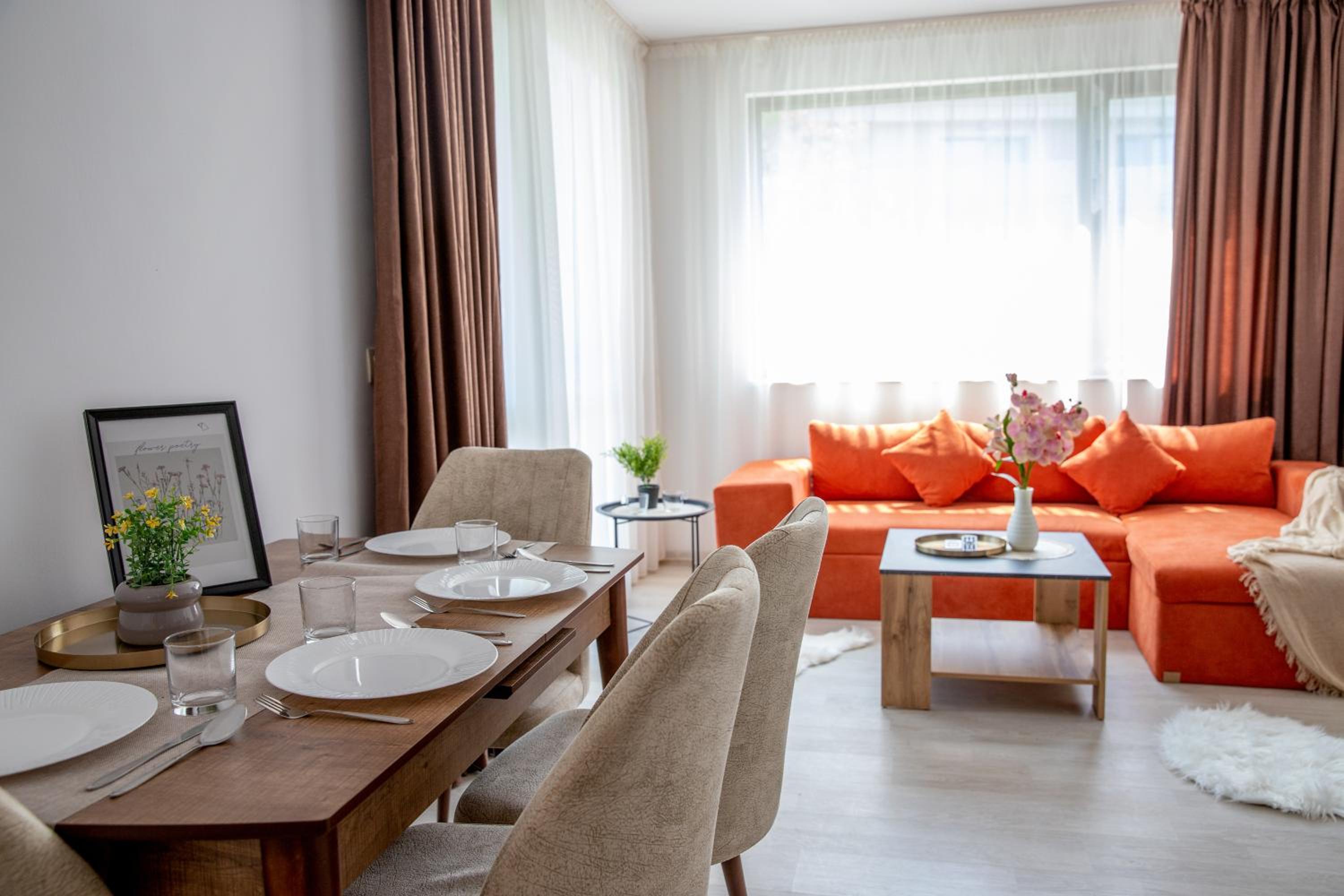 Spacious Two-Bedroom Apartment Sea View Near Beach