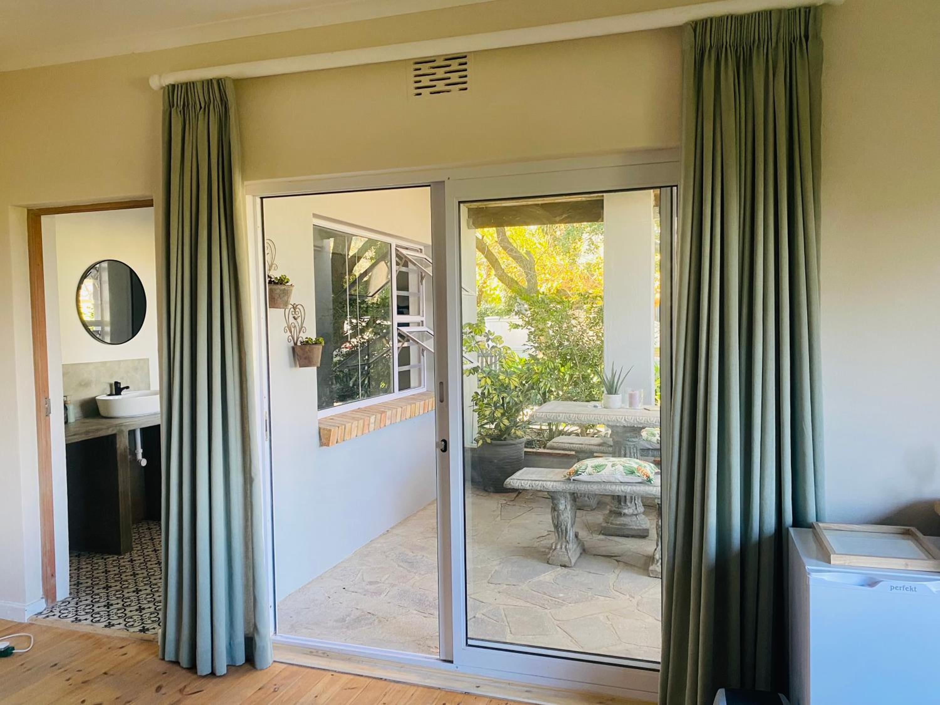 Winelands guest room