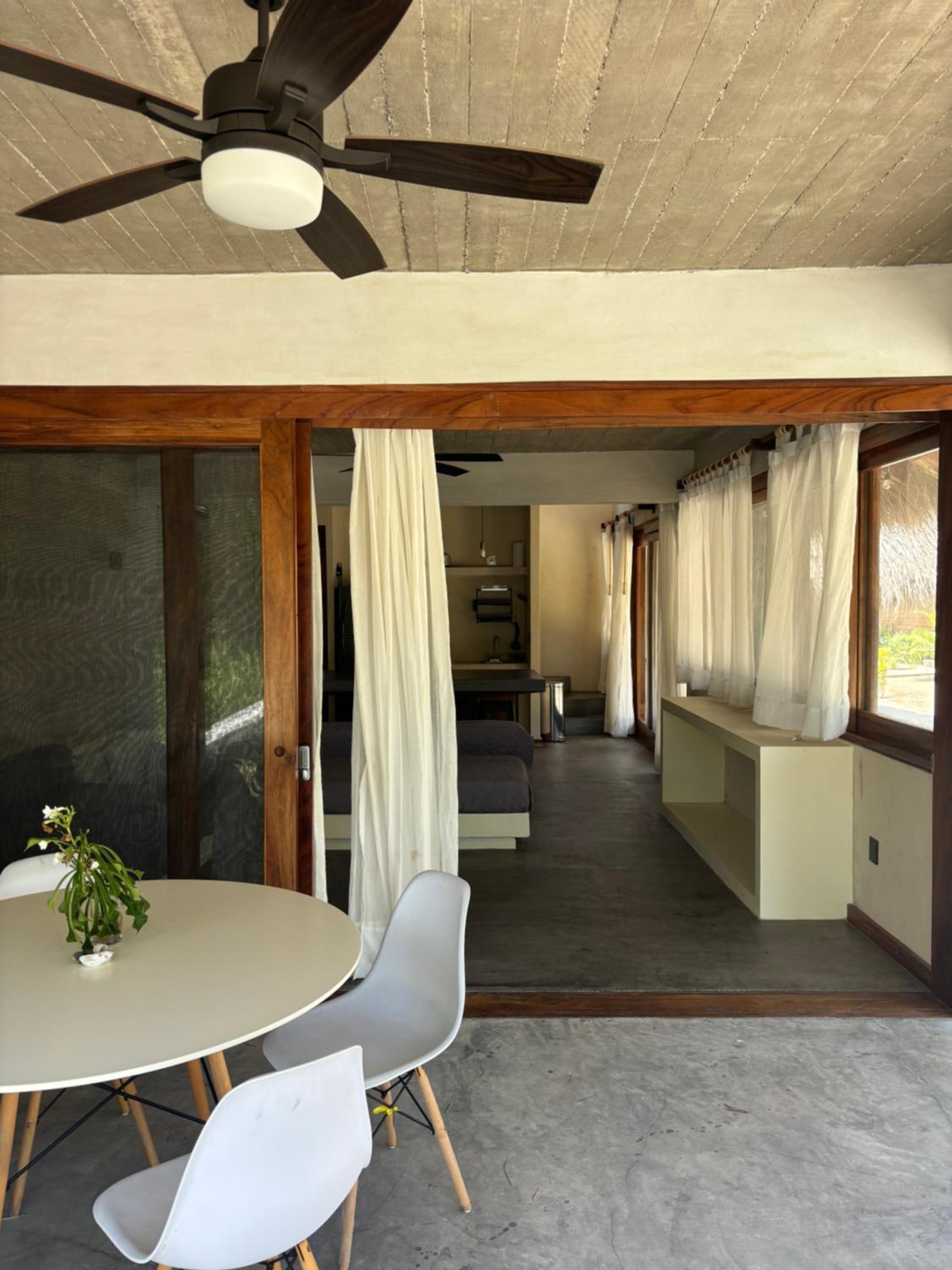 Villa Gato Surf Houses grande 4-6 personas, Starlink, AC, alberca, 50 m del spot La Saladita view 5