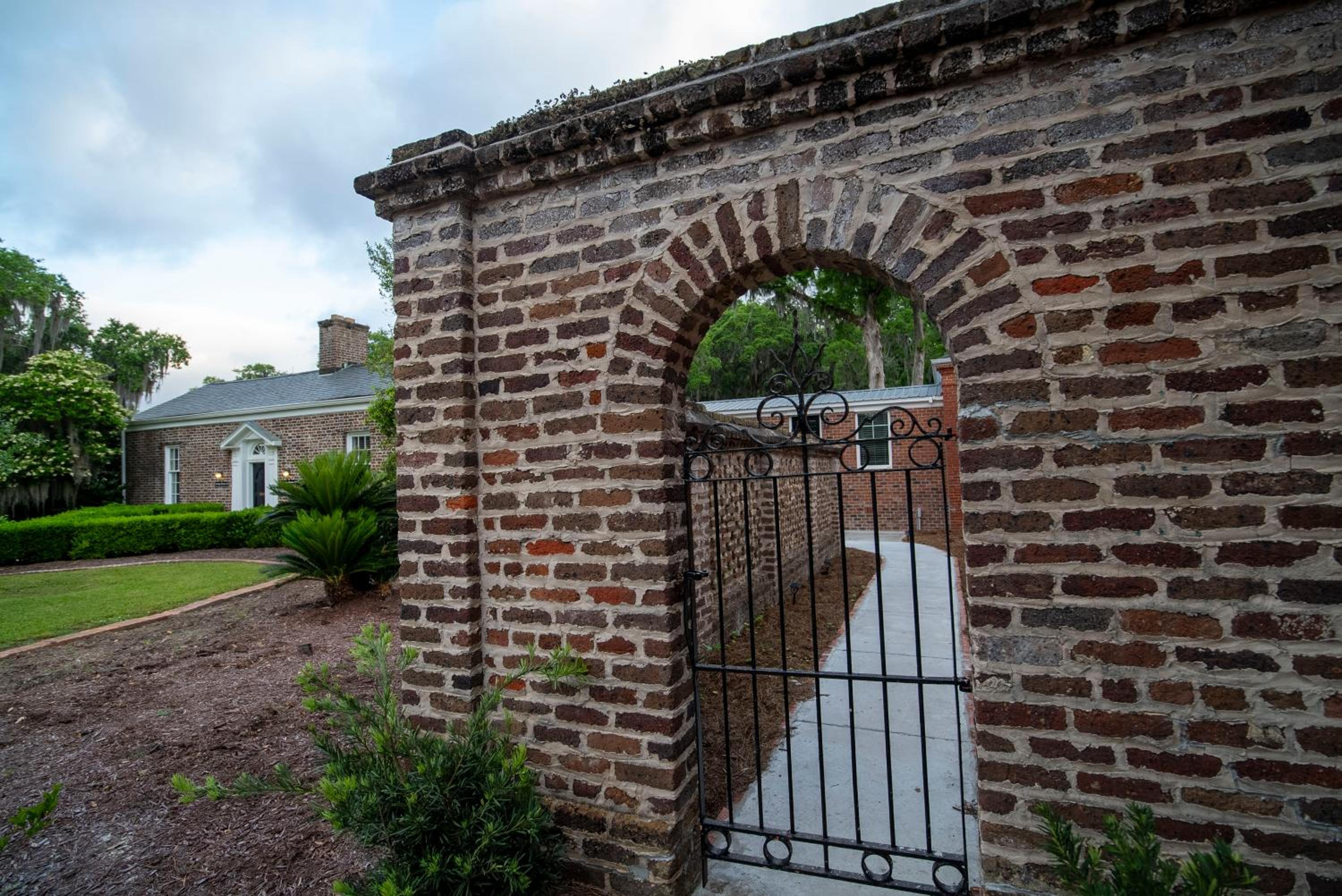 Wedgefield Bed & Breakfast