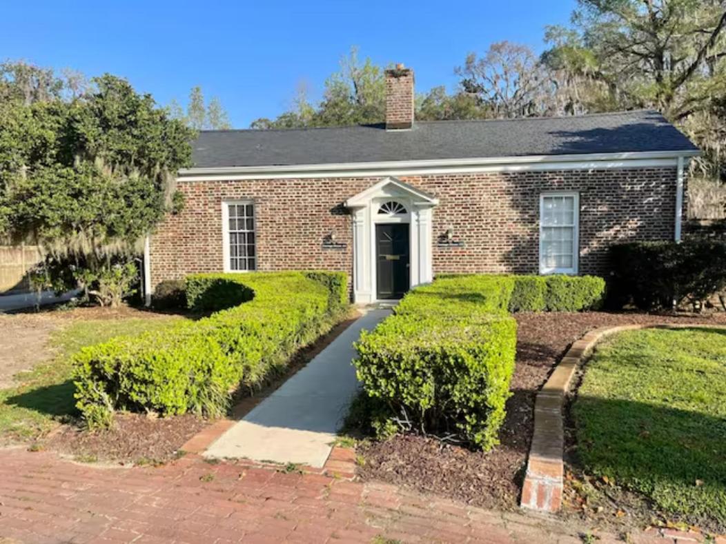 Wedgefield Bed & Breakfast