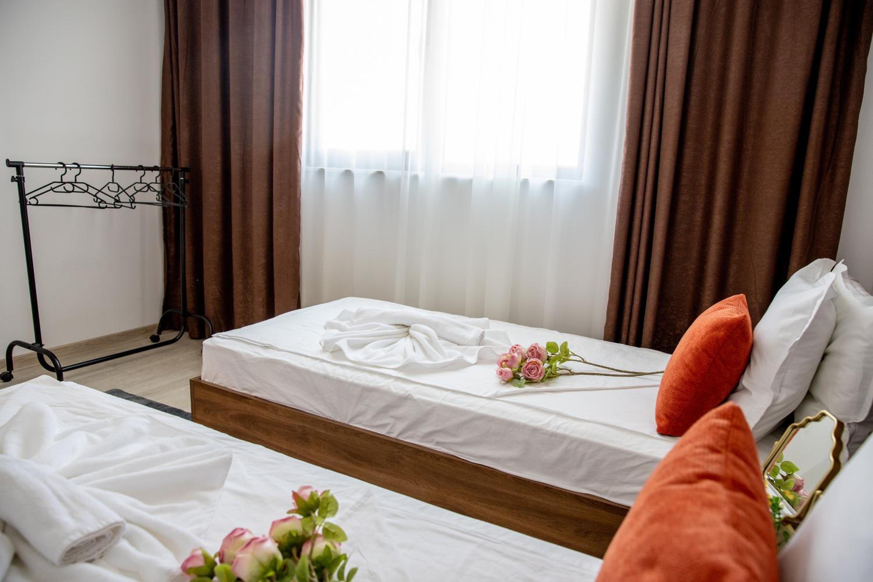 Spacious Two-Bedroom Apartment Sea View Near Beach