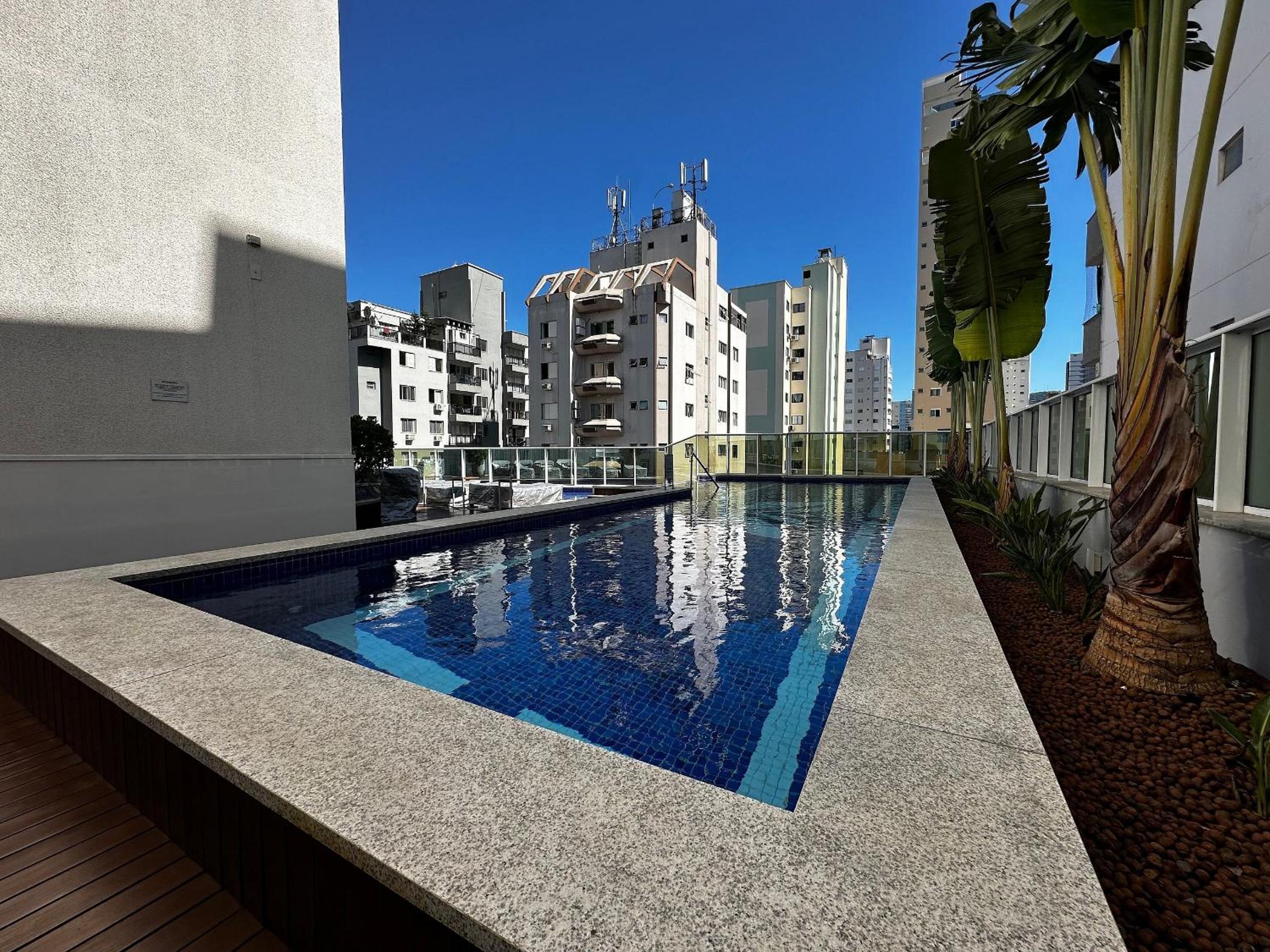EL01- Jacuzzi Vista Mar| 4 Garagens| Piscina