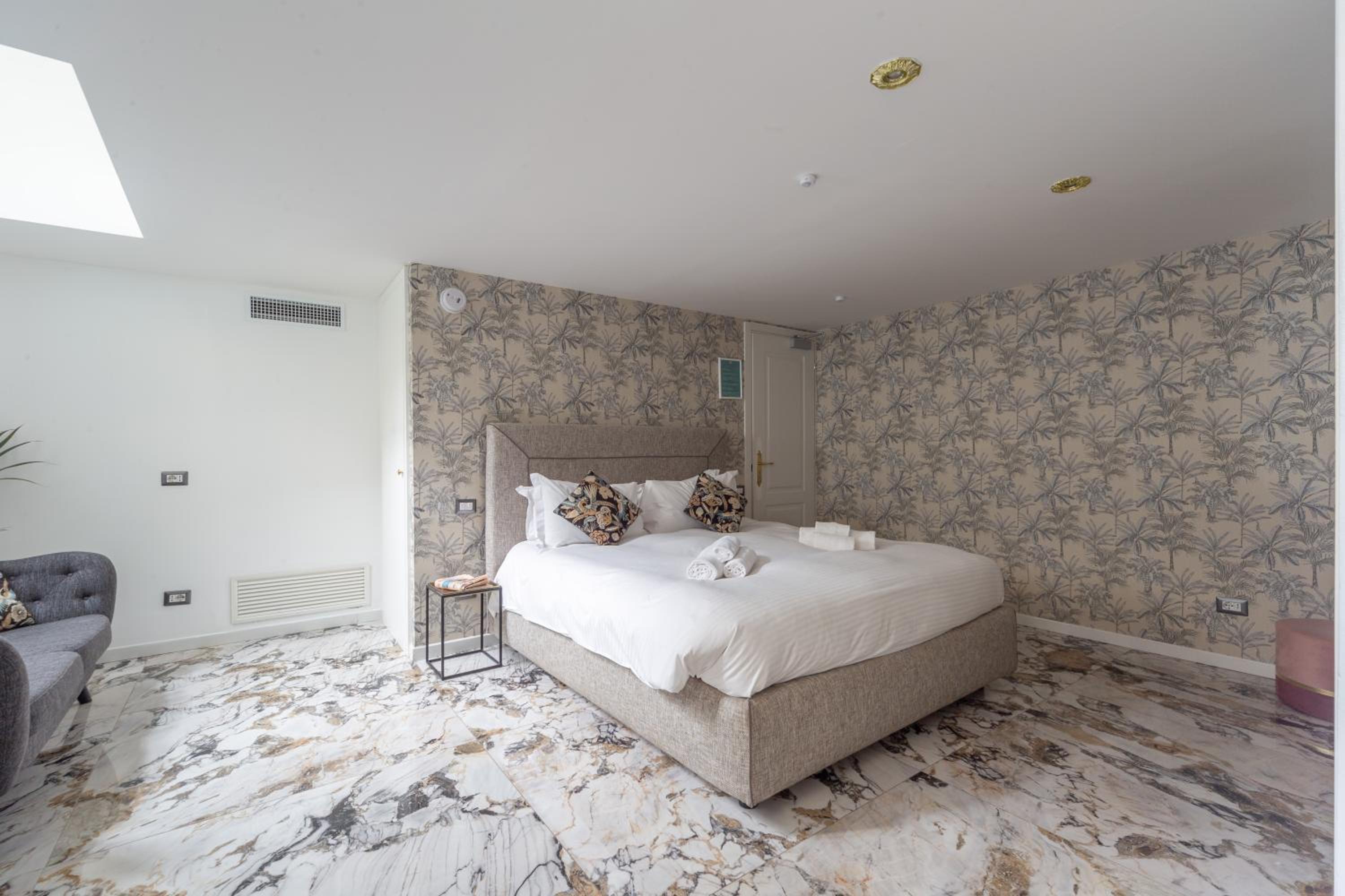 Duomo Smart Suites