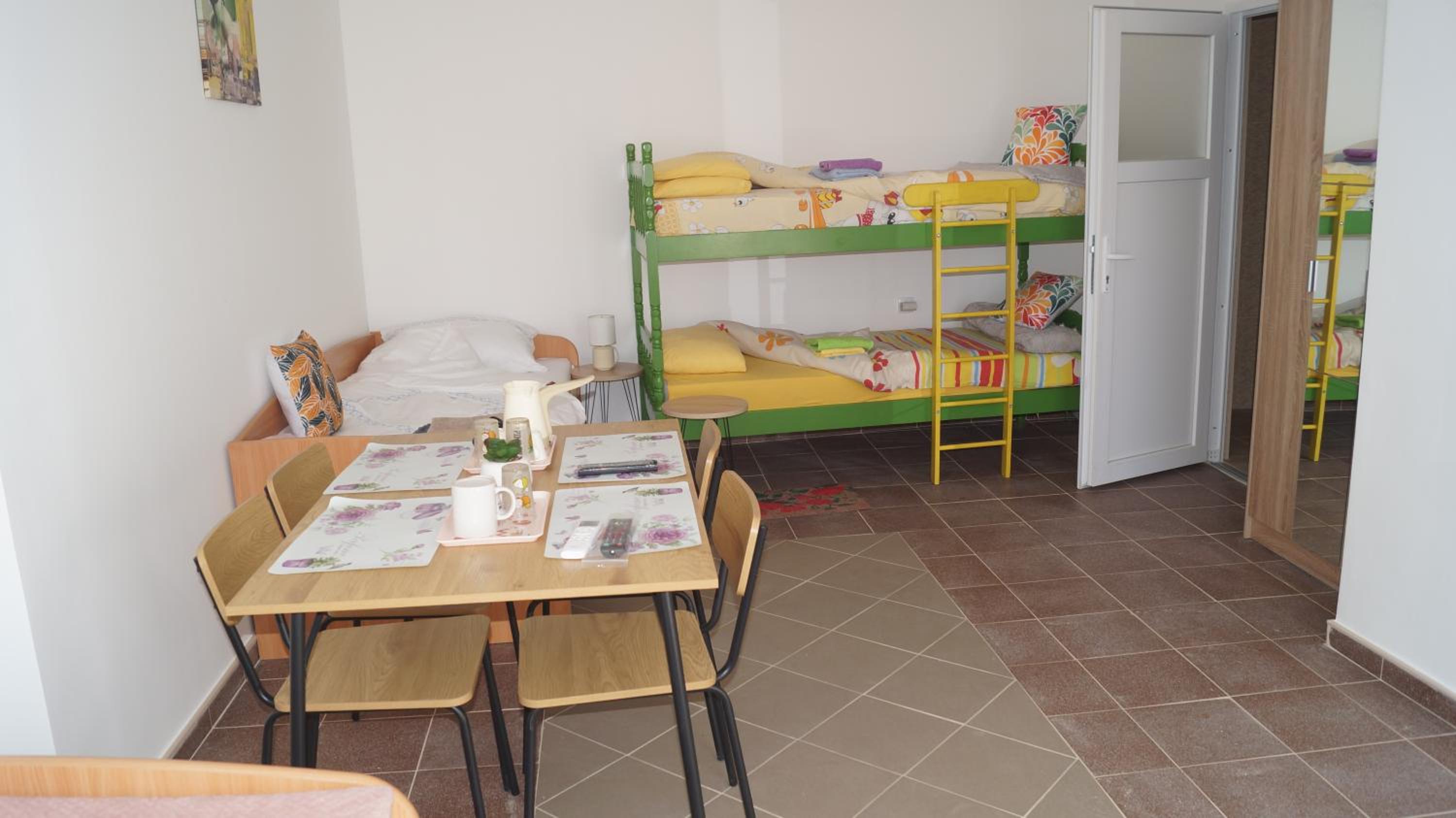 Apartmani Borovi