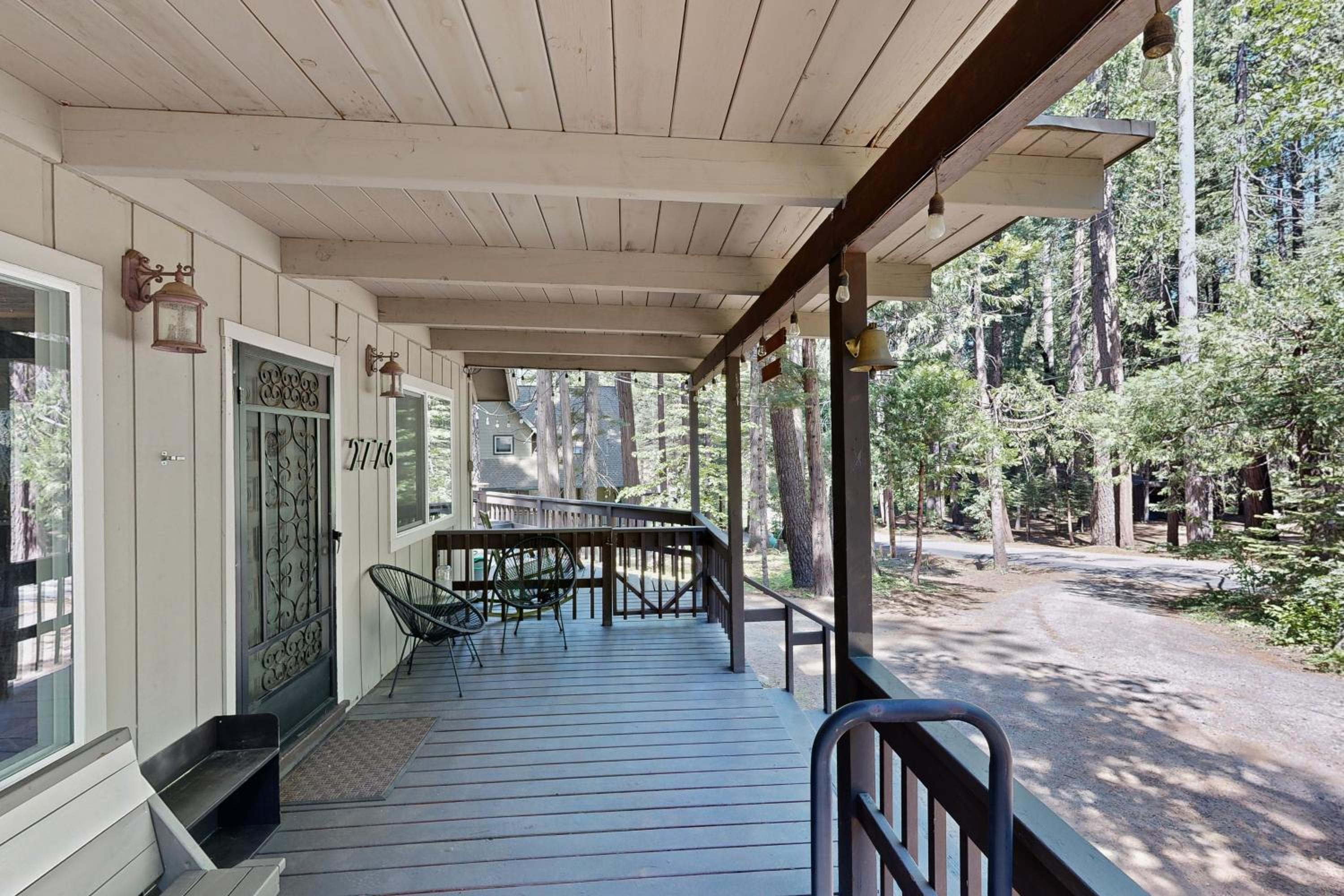 3 Mi to State Park Quiet Escape with Deck in Arnold